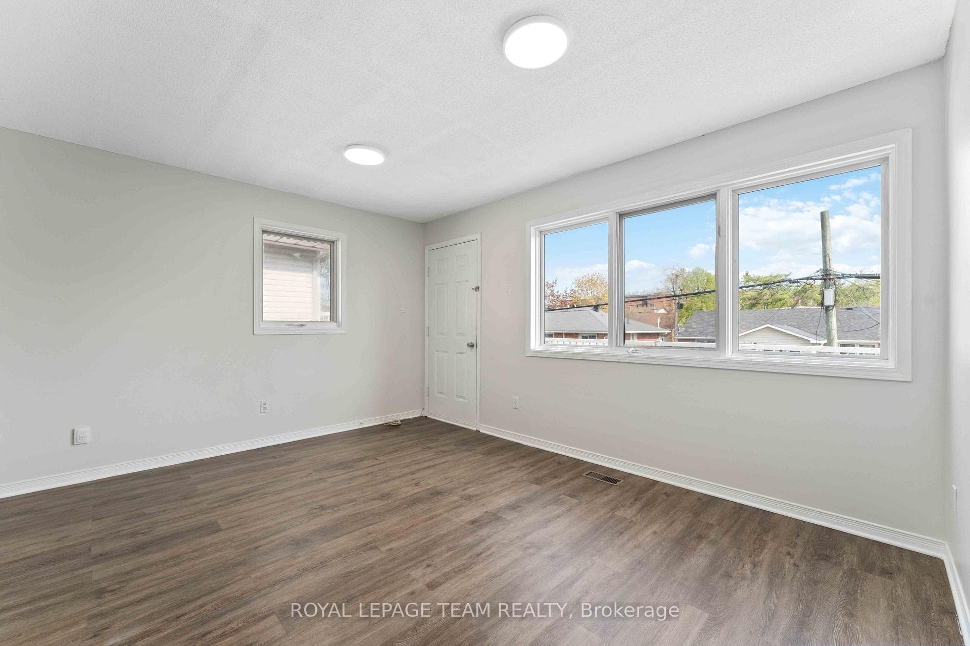1420 RAVEN Avenue Unit B photo 12