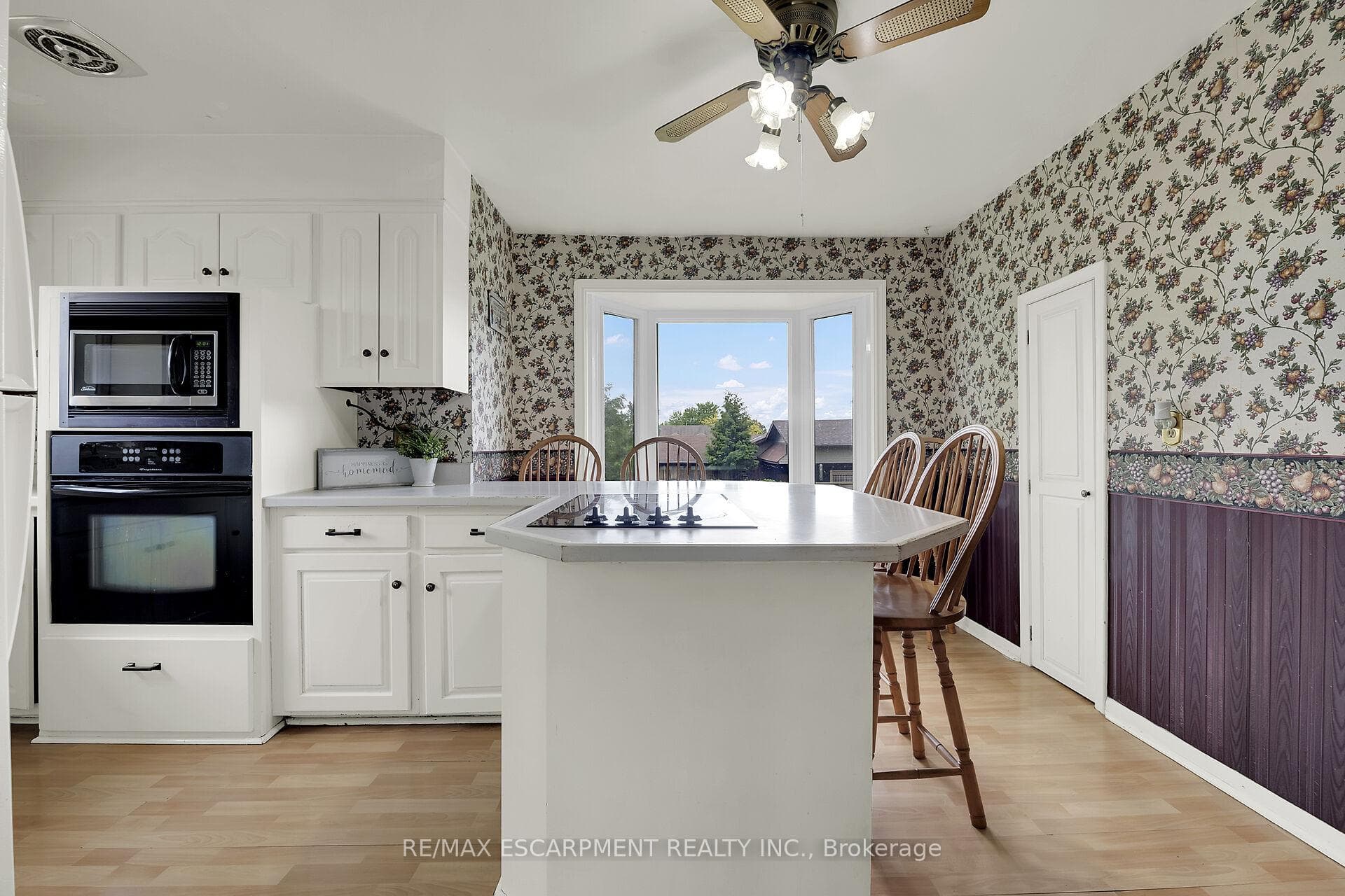 42 Nelles Street photo 19
