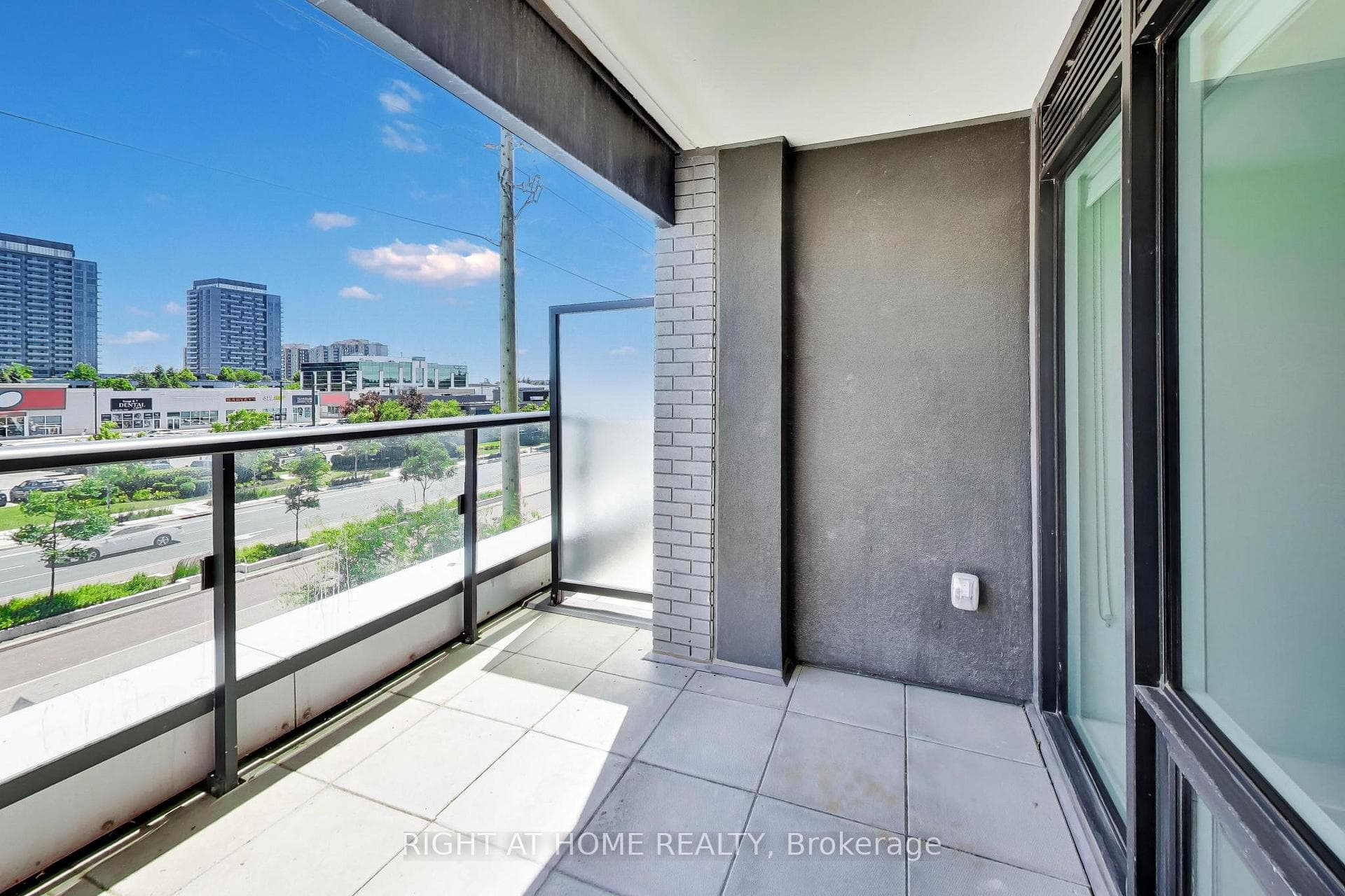 8868 Yonge Street Unit 208E photo 26
