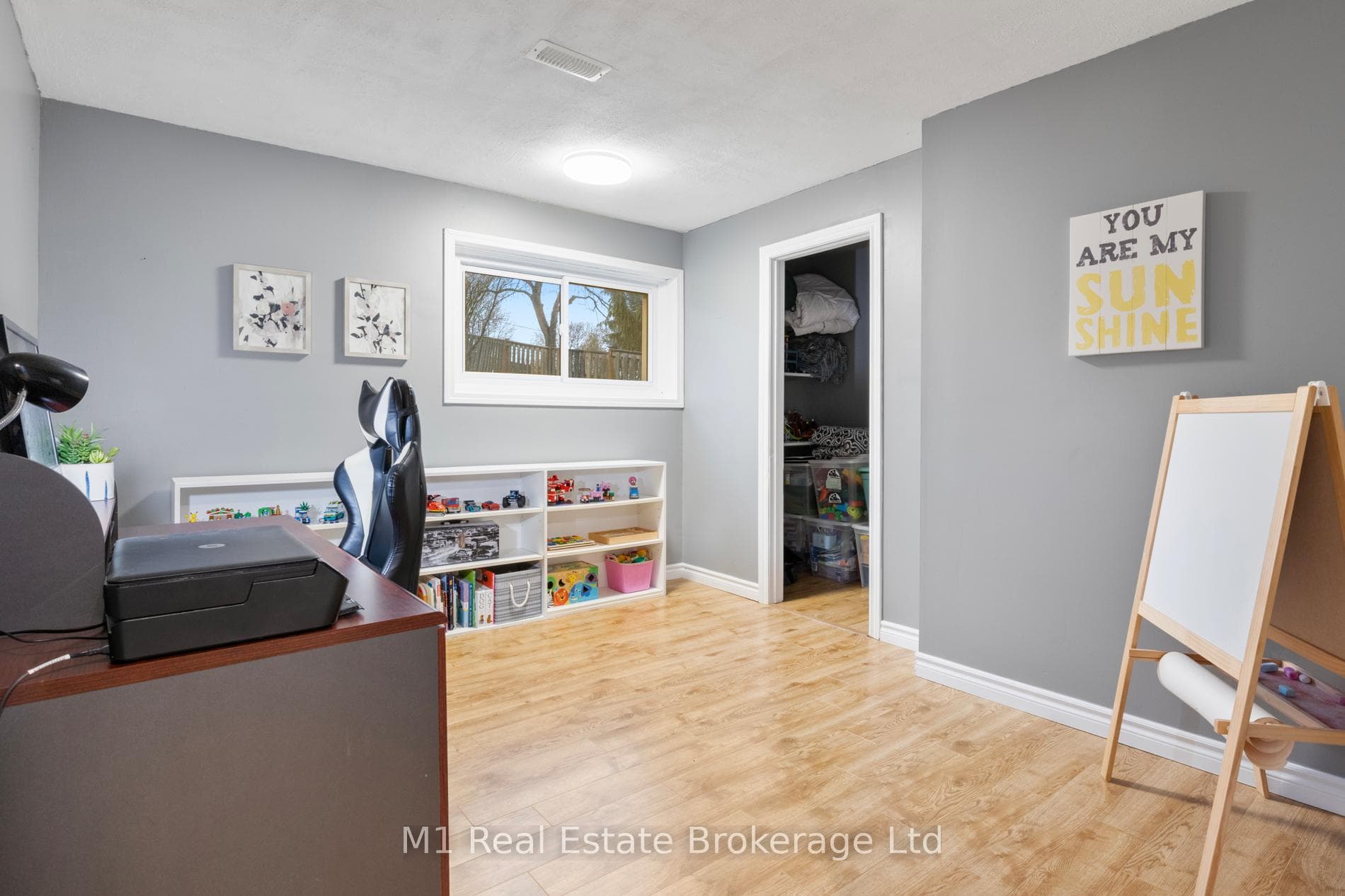 516 Harvey Street photo 26