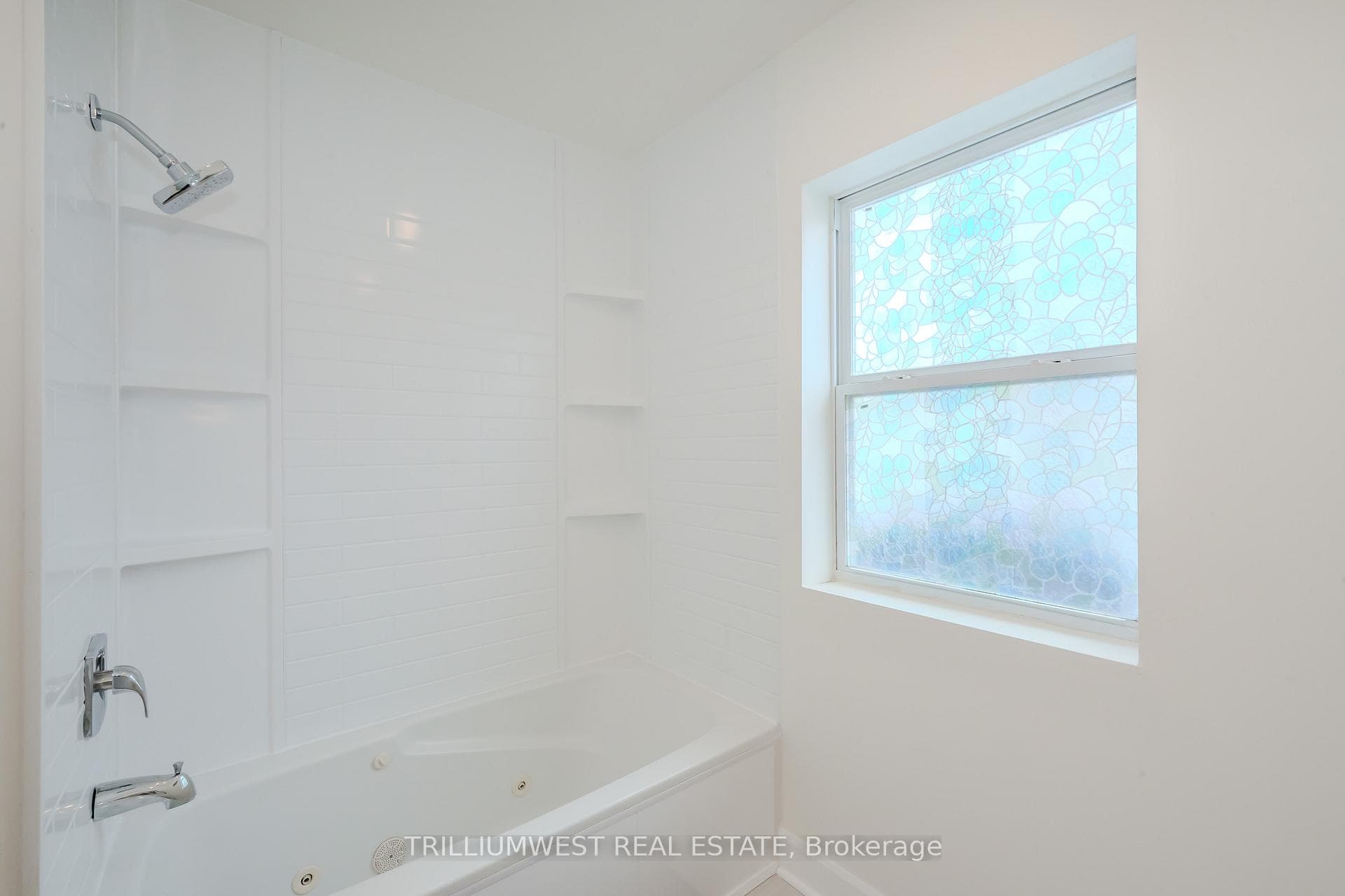 91 Shade Street photo 23