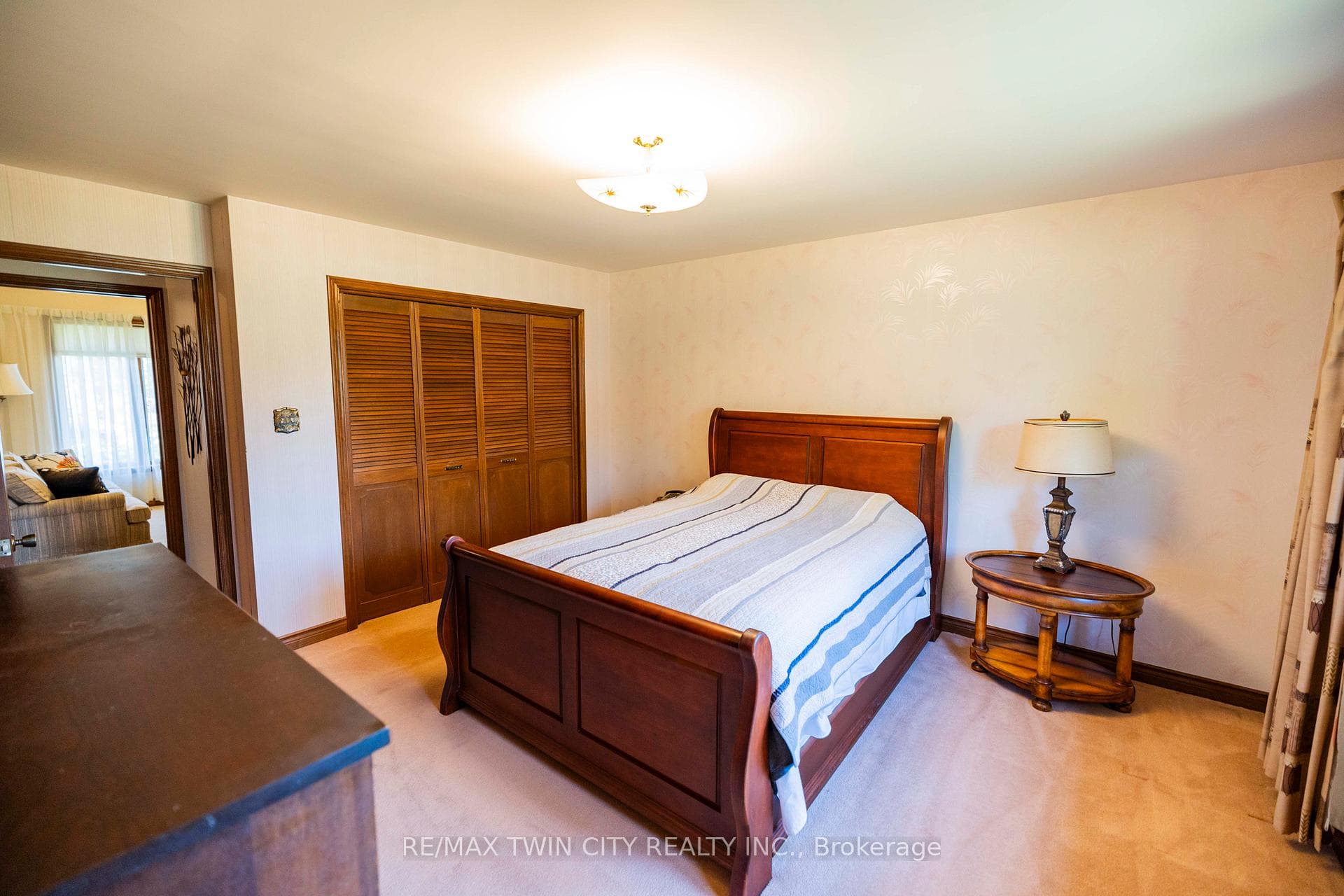 7 KIMBERLEY Road photo 28