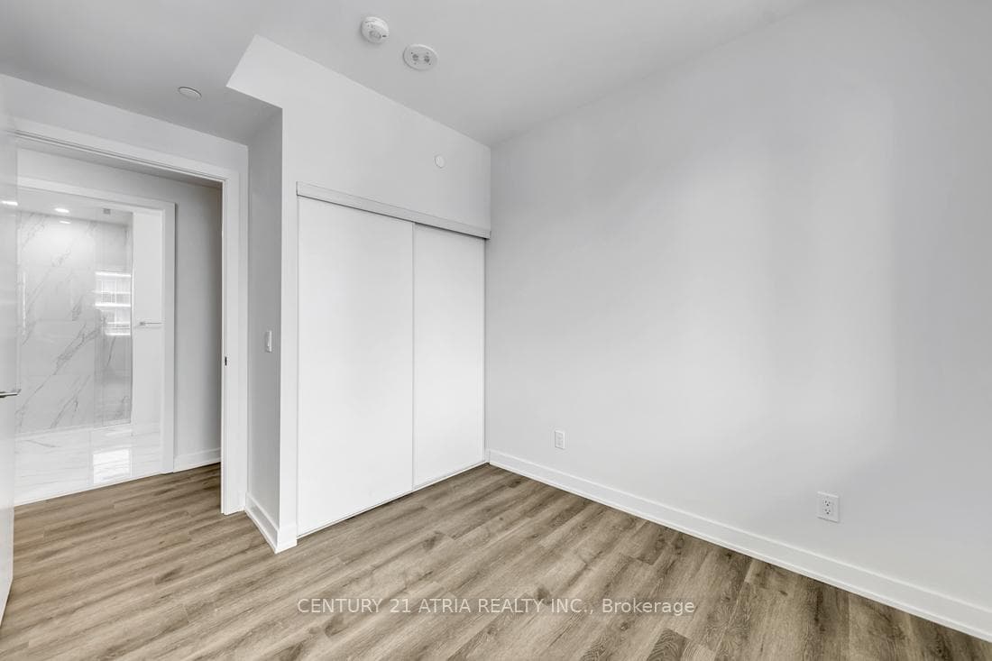 15 Ellerslie Avenue Unit 1210 photo 12