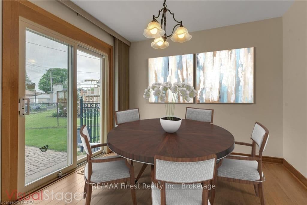 26 MORENZ Crescent photo 14