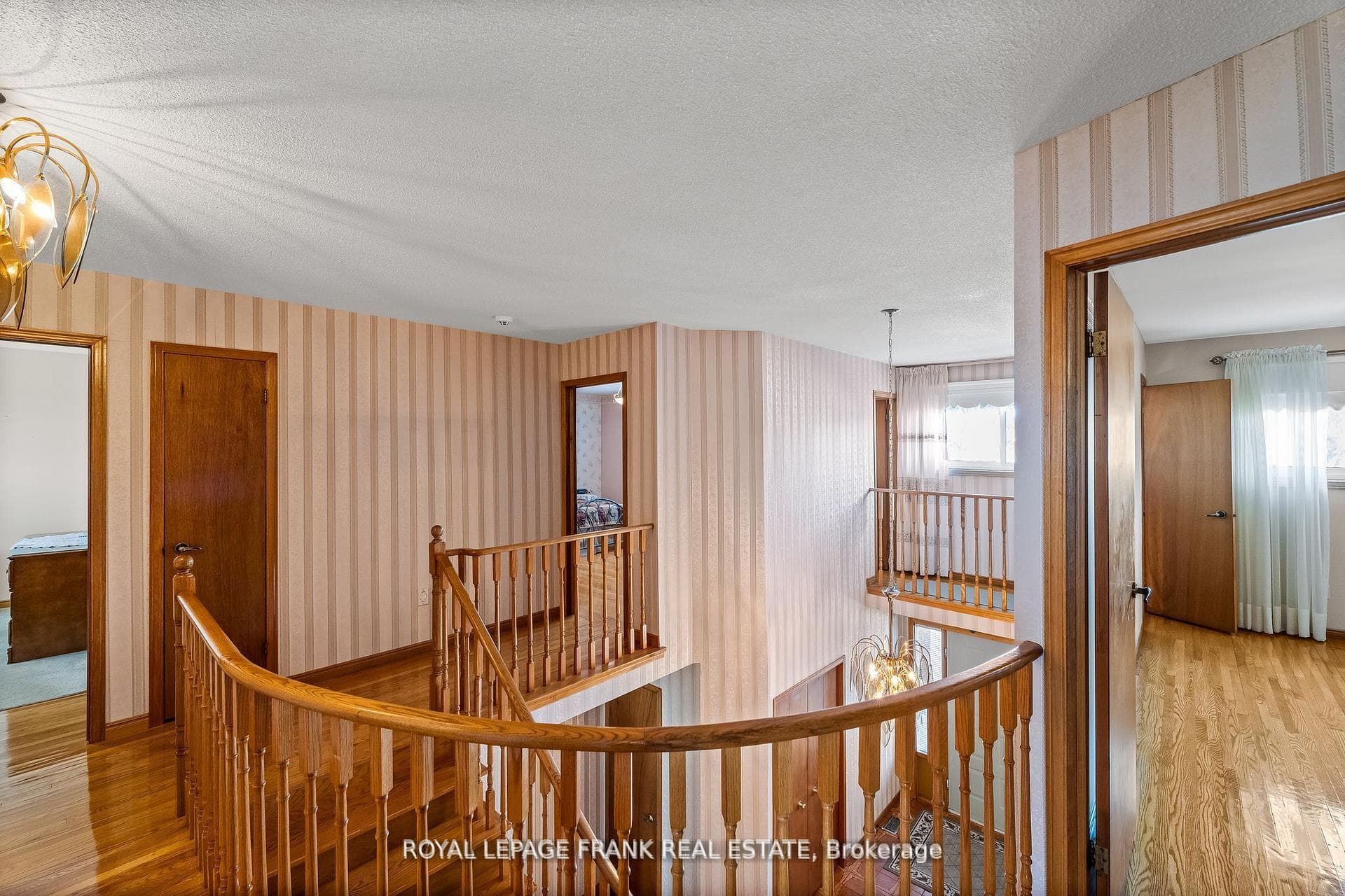 1402 Manitou Drive photo 27