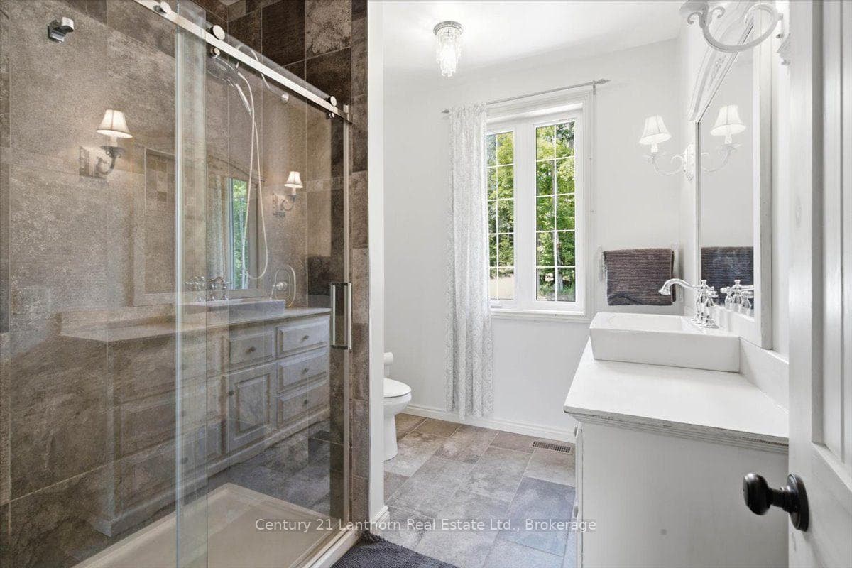 673 Lahey Road photo 21