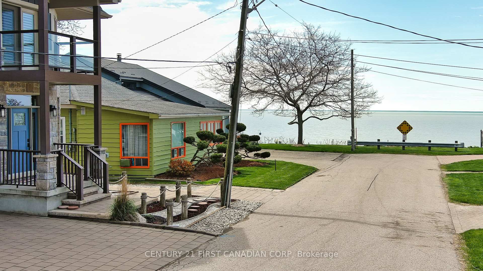205 Adelaide Street photo 16