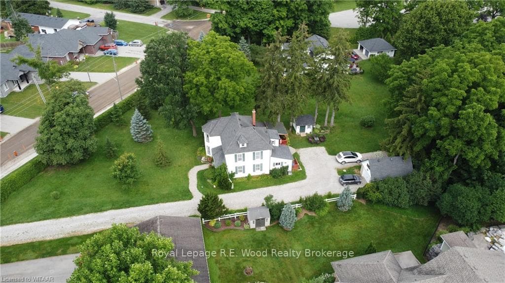 139 ST GEORGE Street photo 2