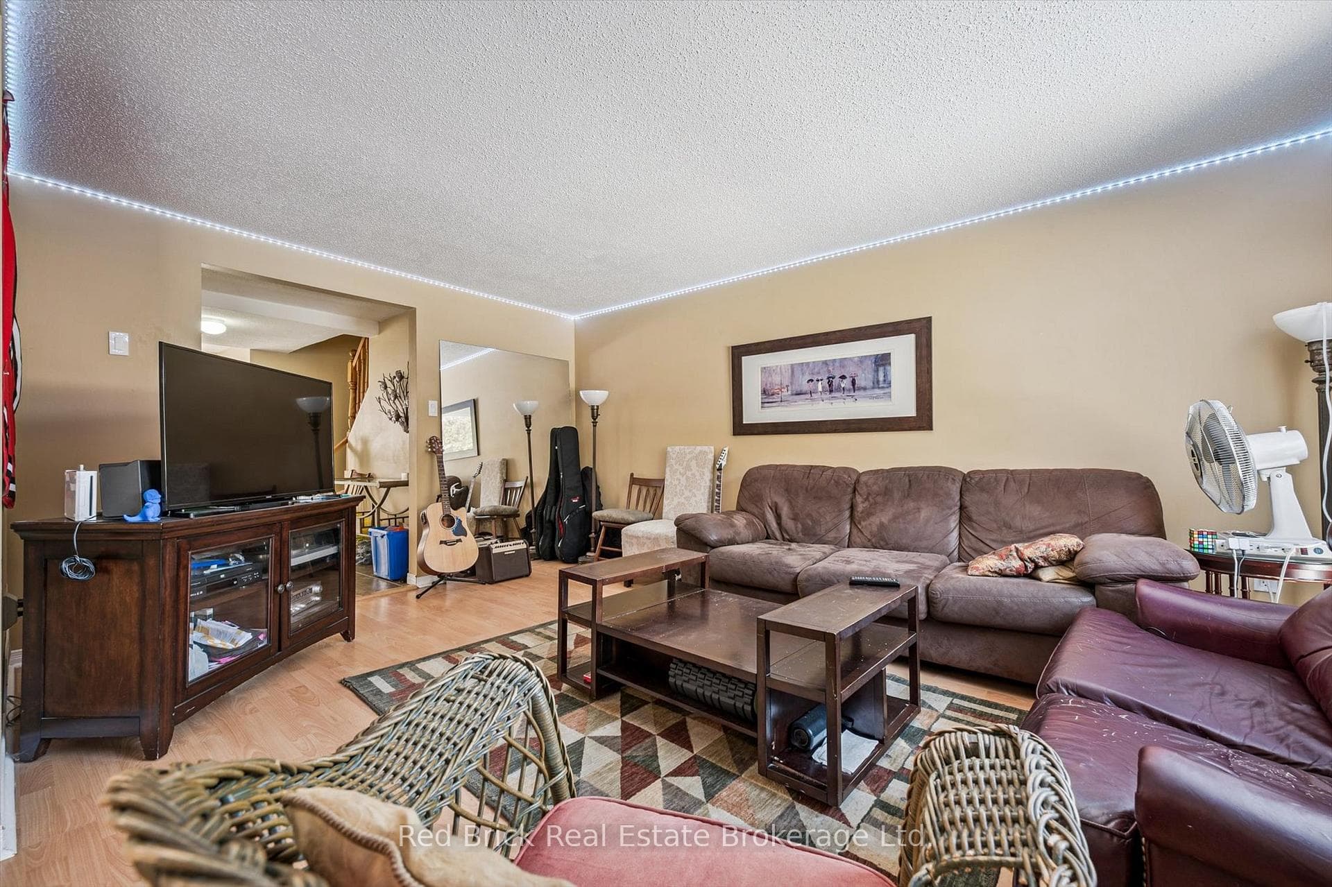 11 Moss Place photo 6