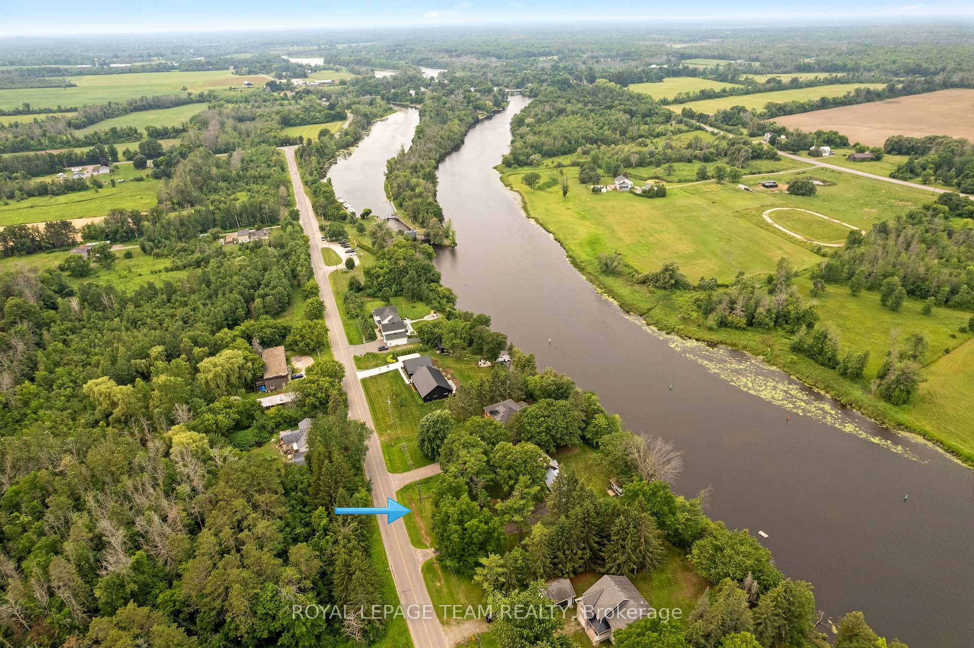 715 River Road photo 2