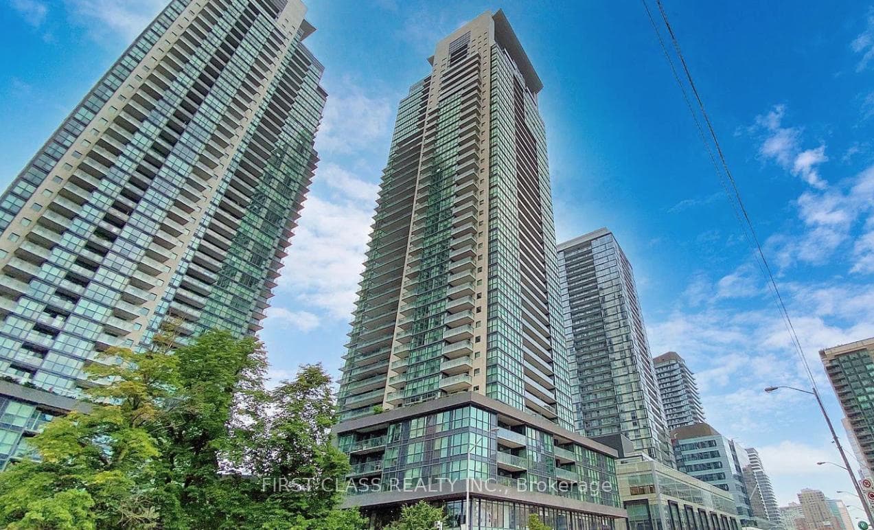 5168 Yonge Street Unit PH305 photo 1