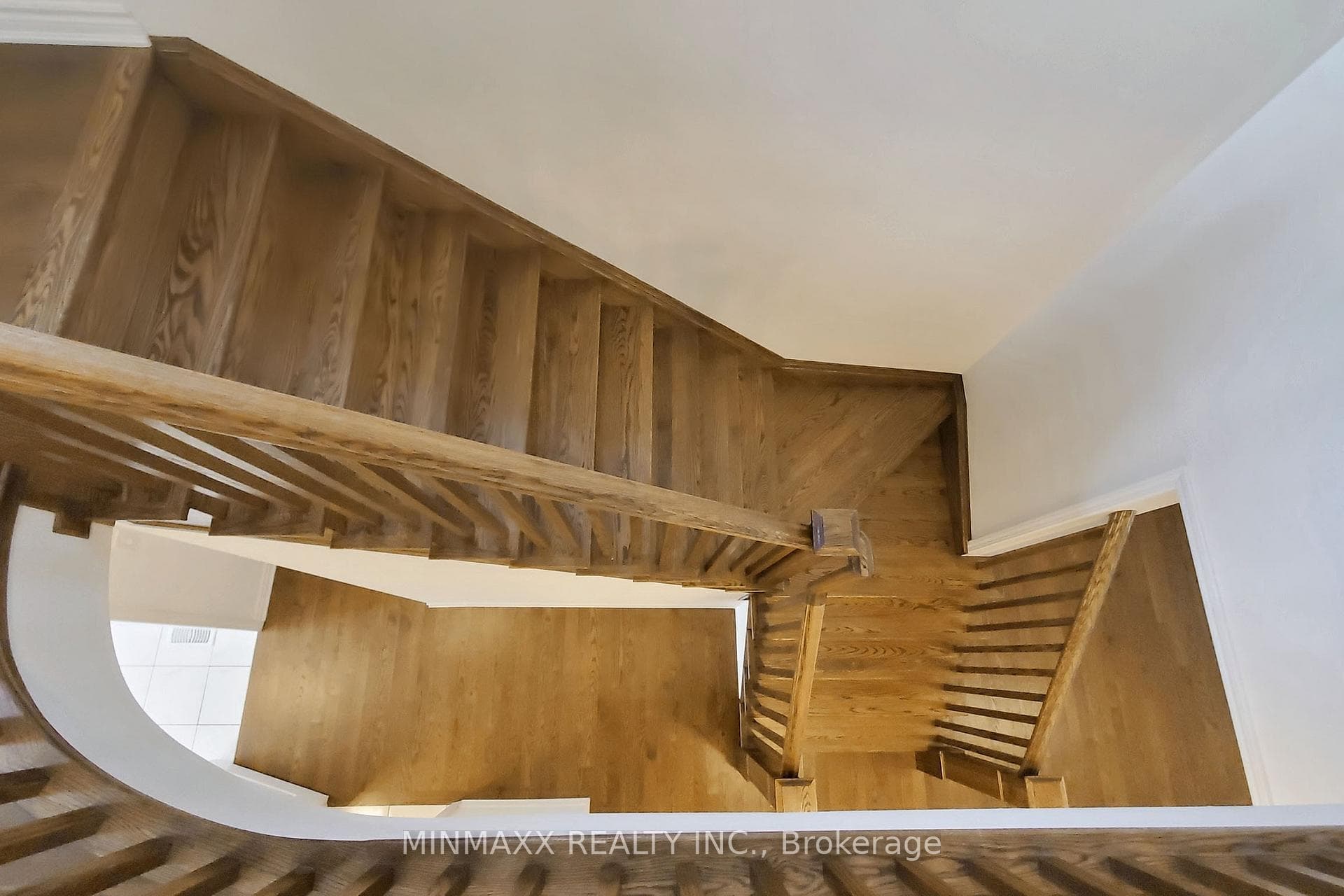 252 Chilver Heights photo 22
