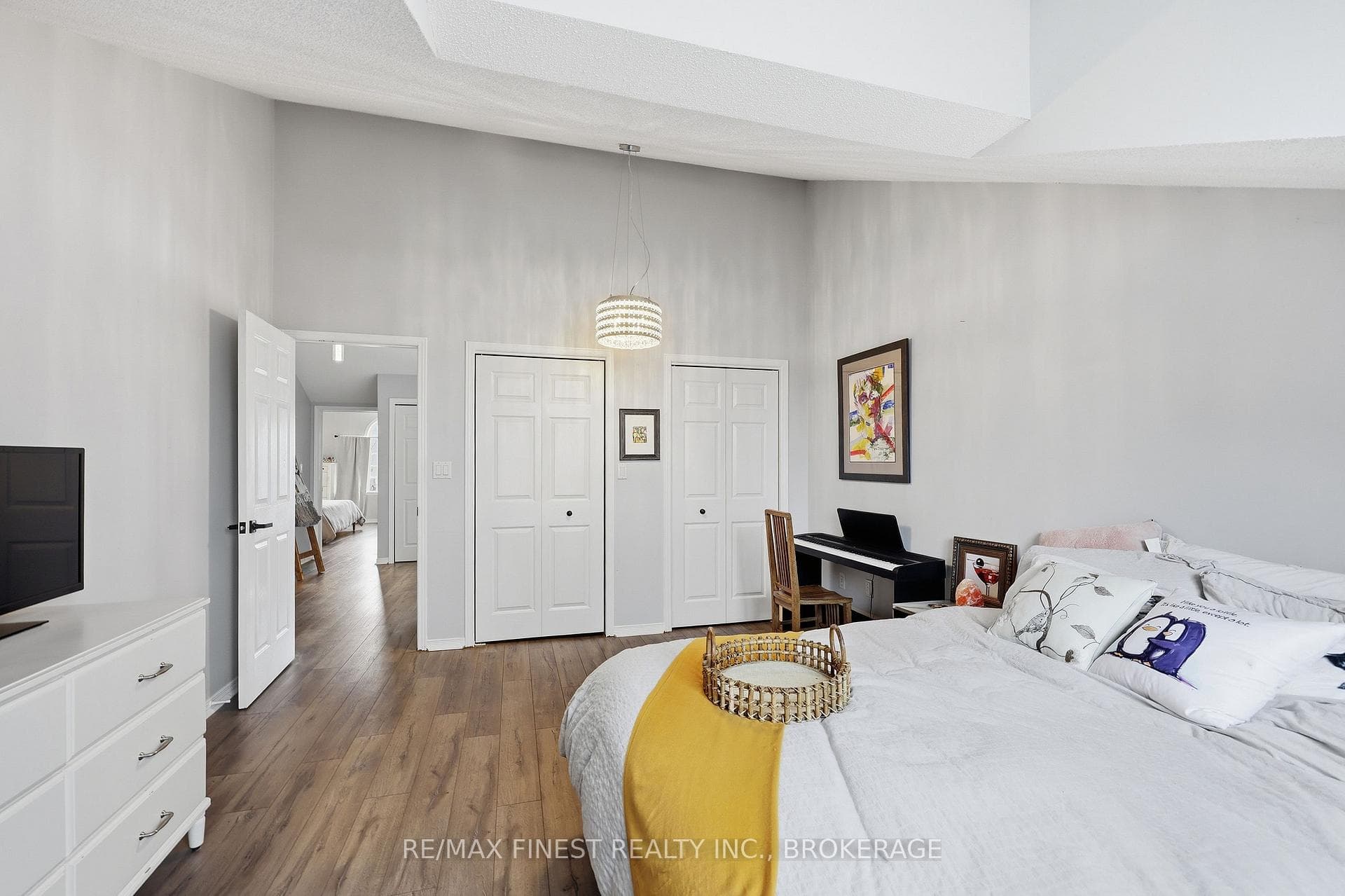 1055 Springfield Drive photo 46