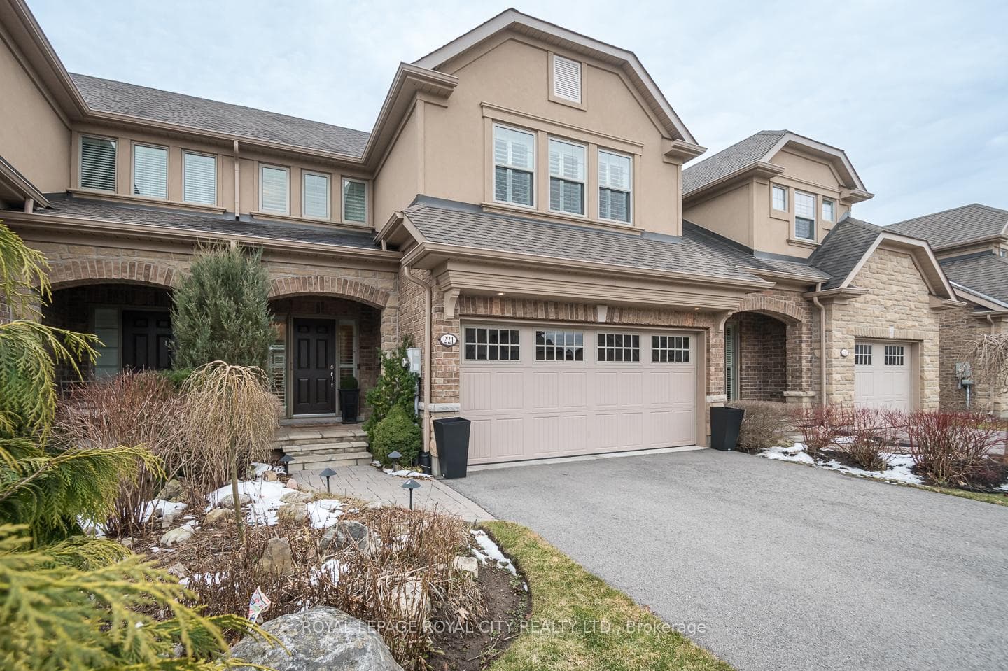 221 Millview Court photo 1