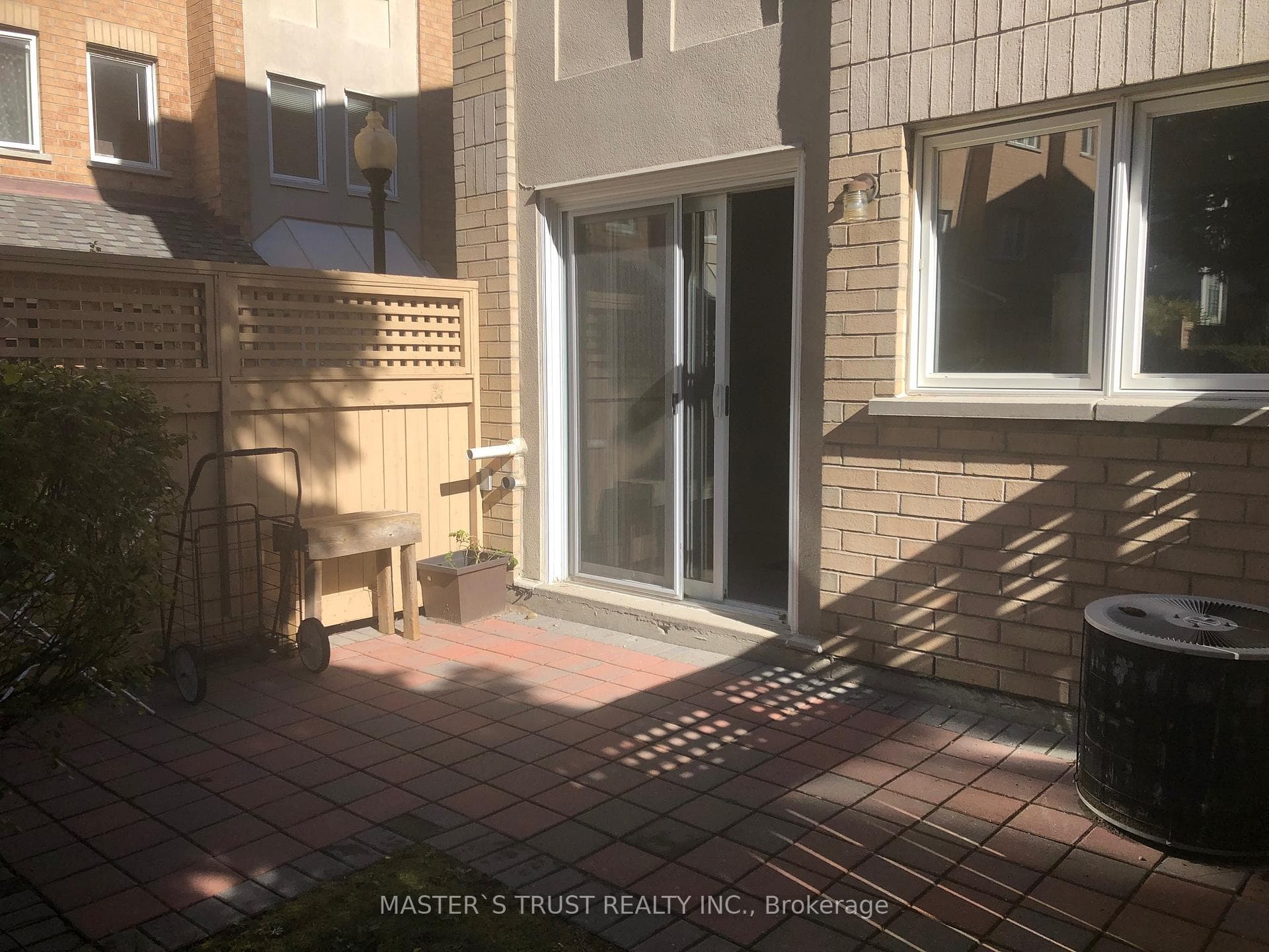 28 Rosebank Drive Unit 801 photo 12