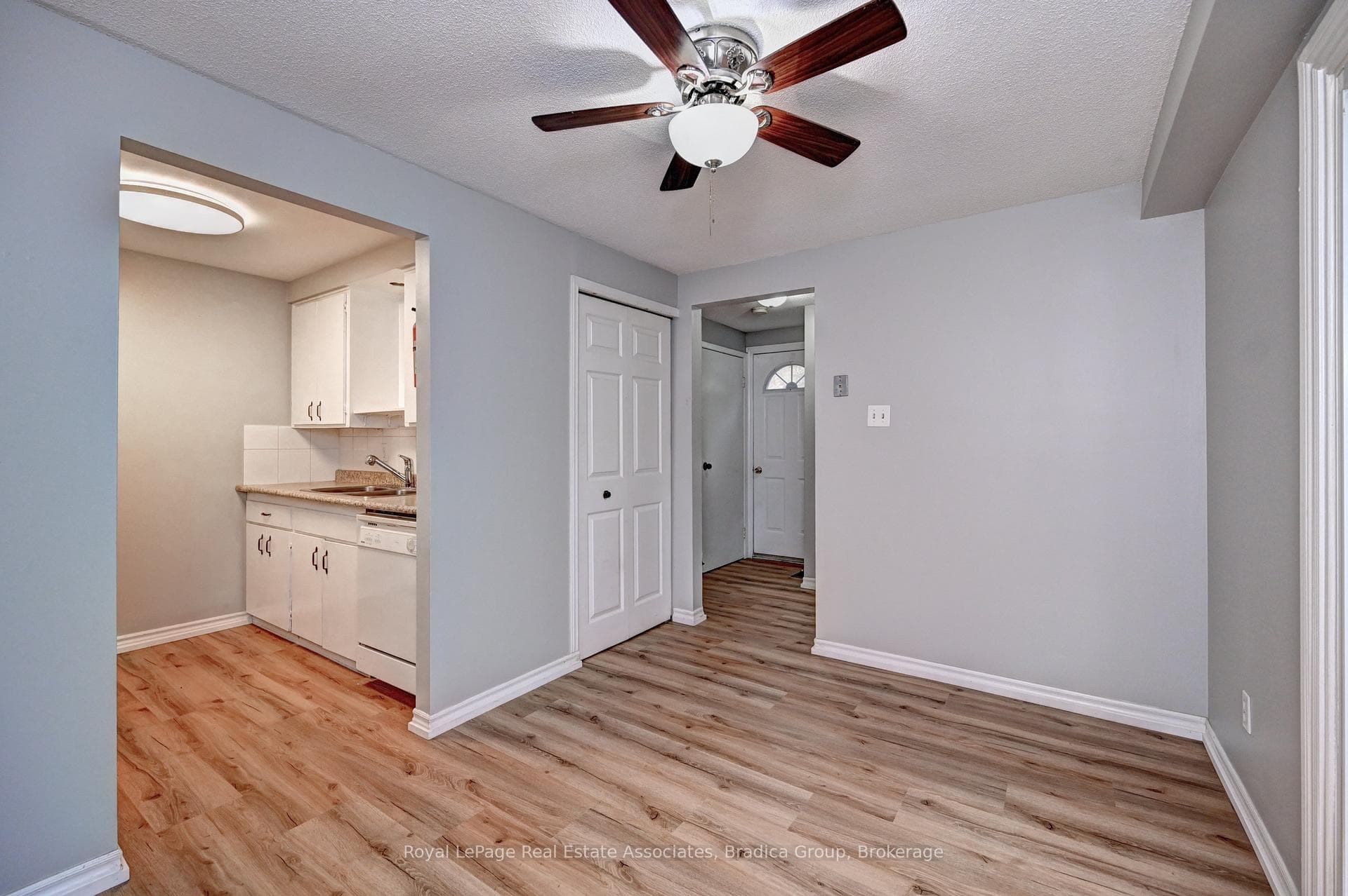 22 Berwick Place photo 5