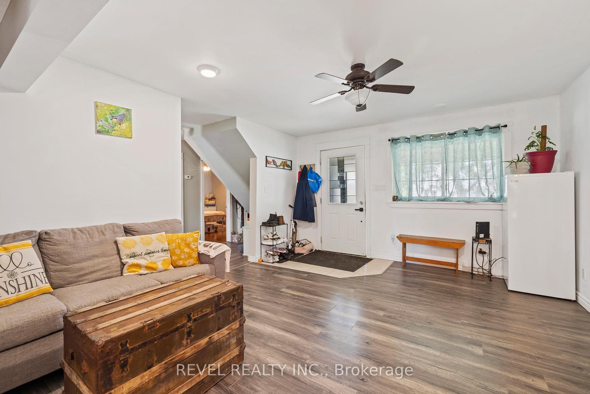 54 Chestnut Street photo 5