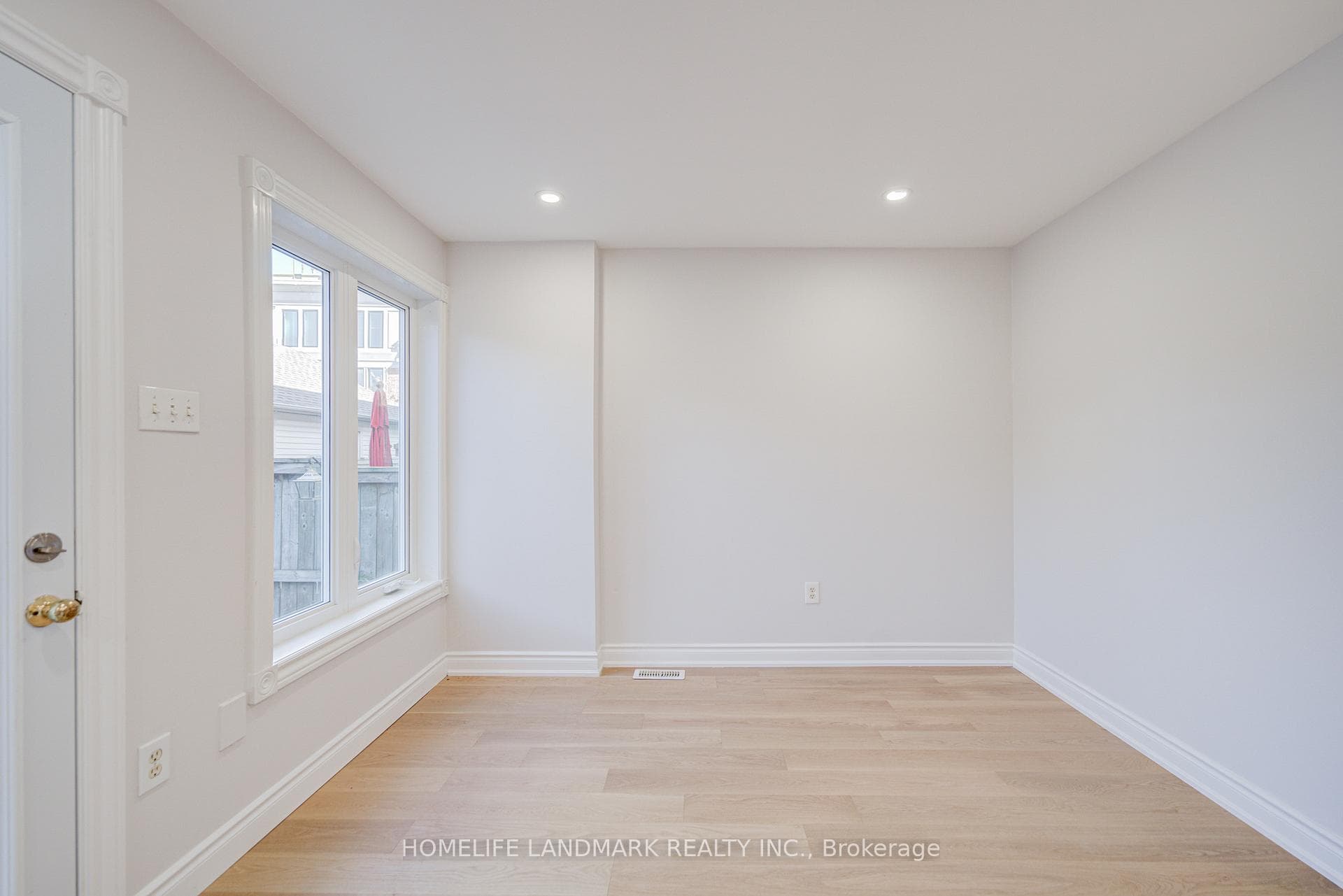 119 Glenashton Drive photo 24