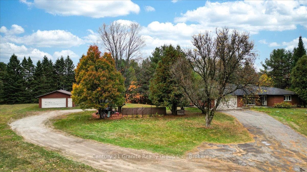 4 Maxwell Settlement Road photo 28