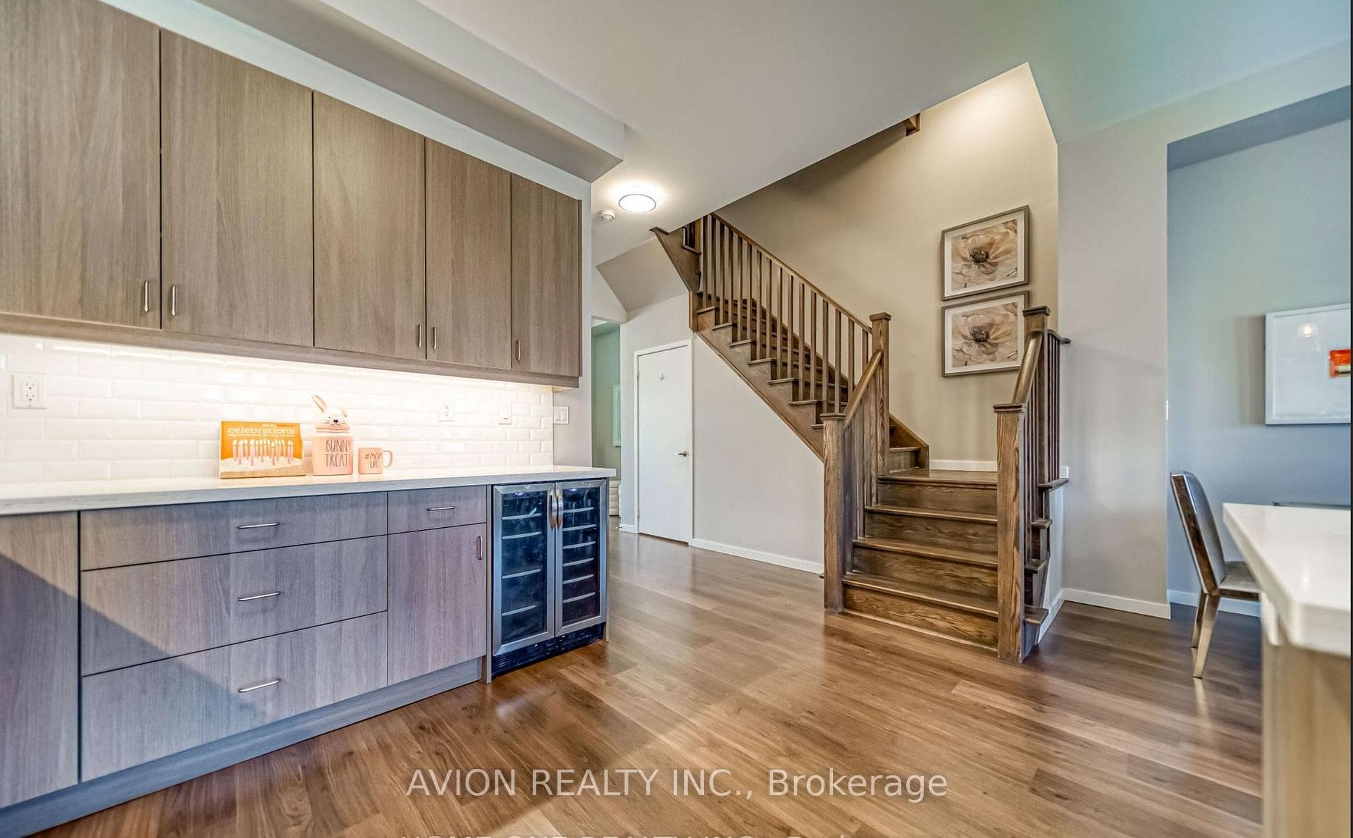 1256 Wellington Street photo 13
