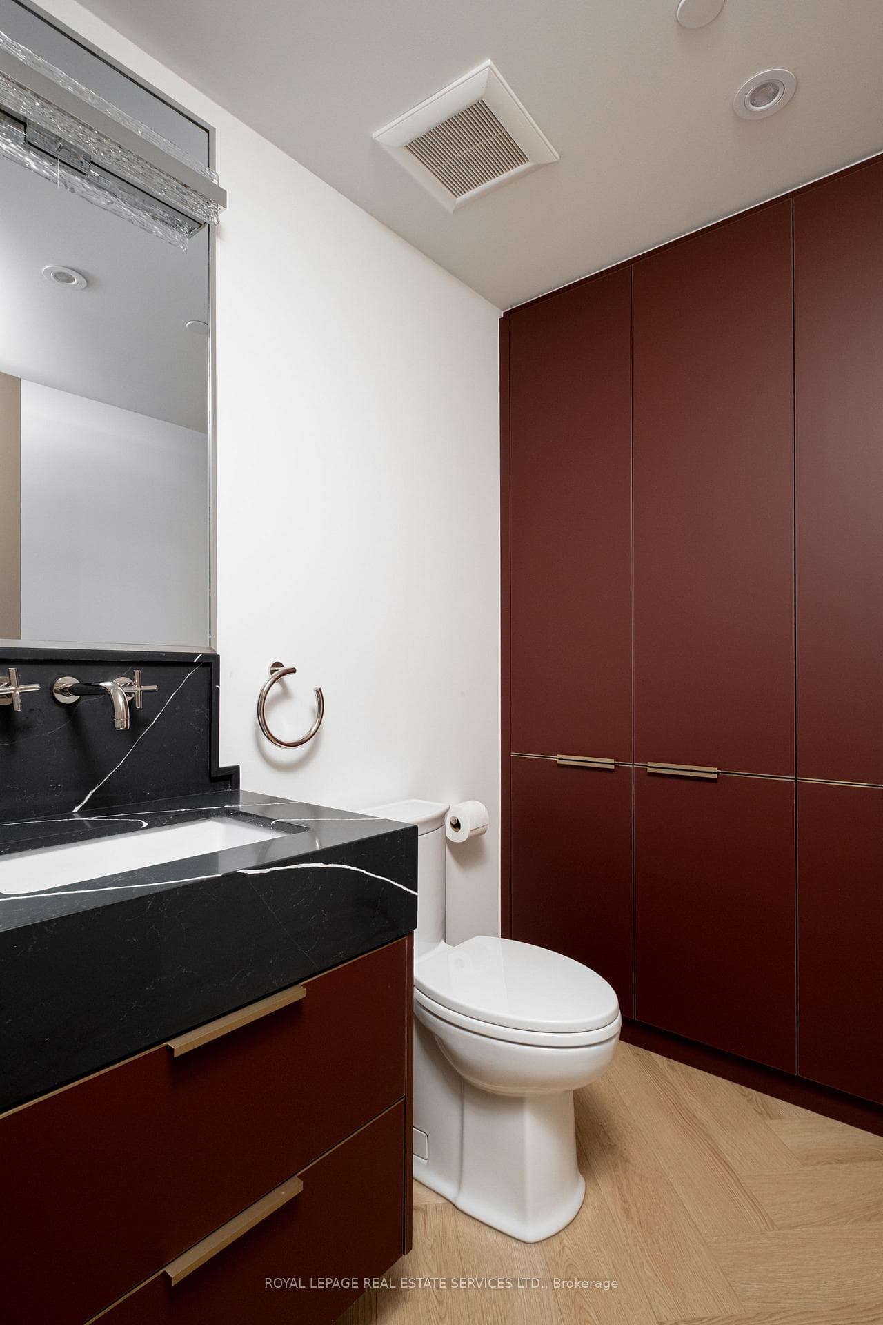 32 Rowanwood Avenue Unit Fourth Level photo 33