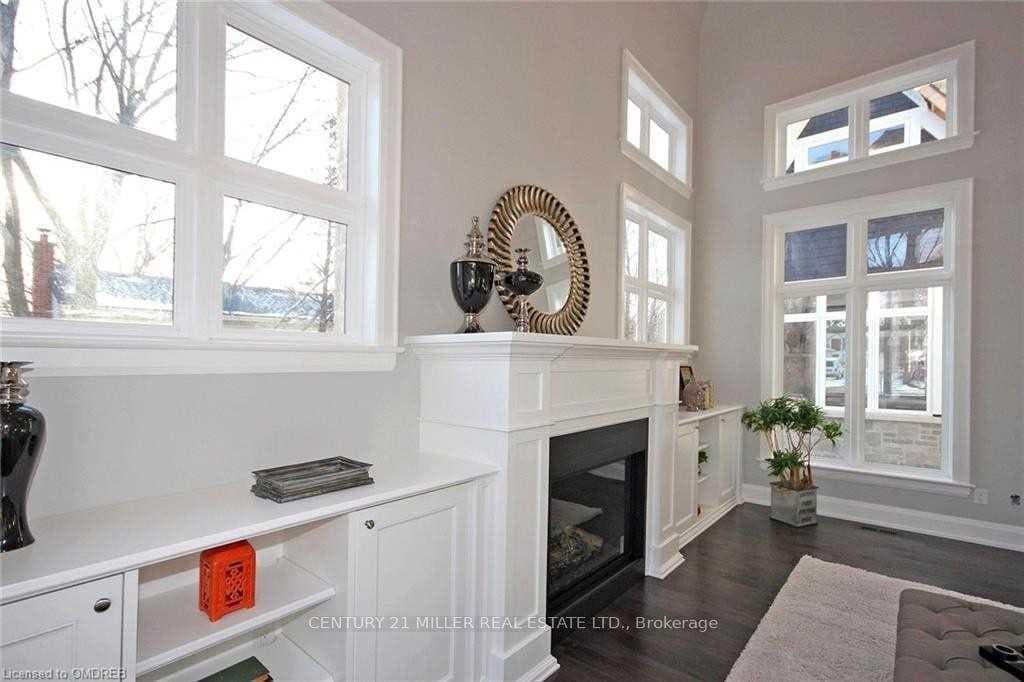 2308 BELYEA Street photo 11