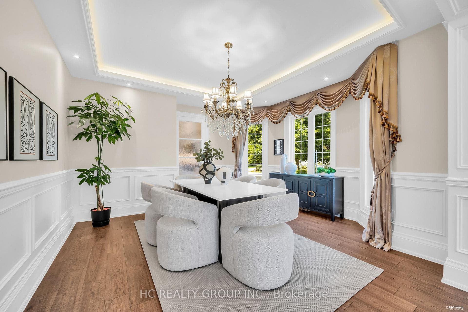 47 Hillhurst Drive photo 12