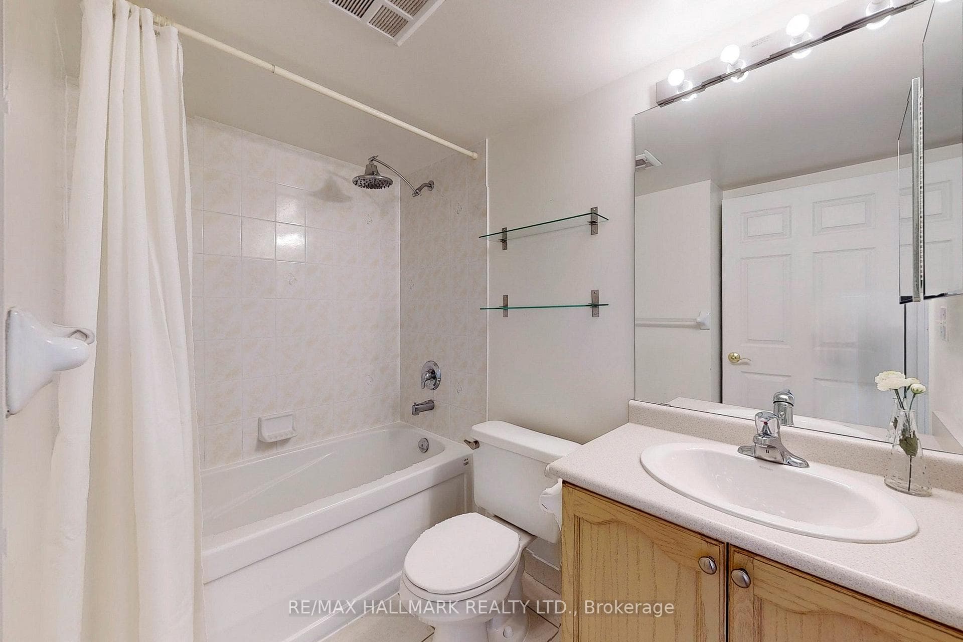 23 Hollywood Avenue Unit 1809 photo 23