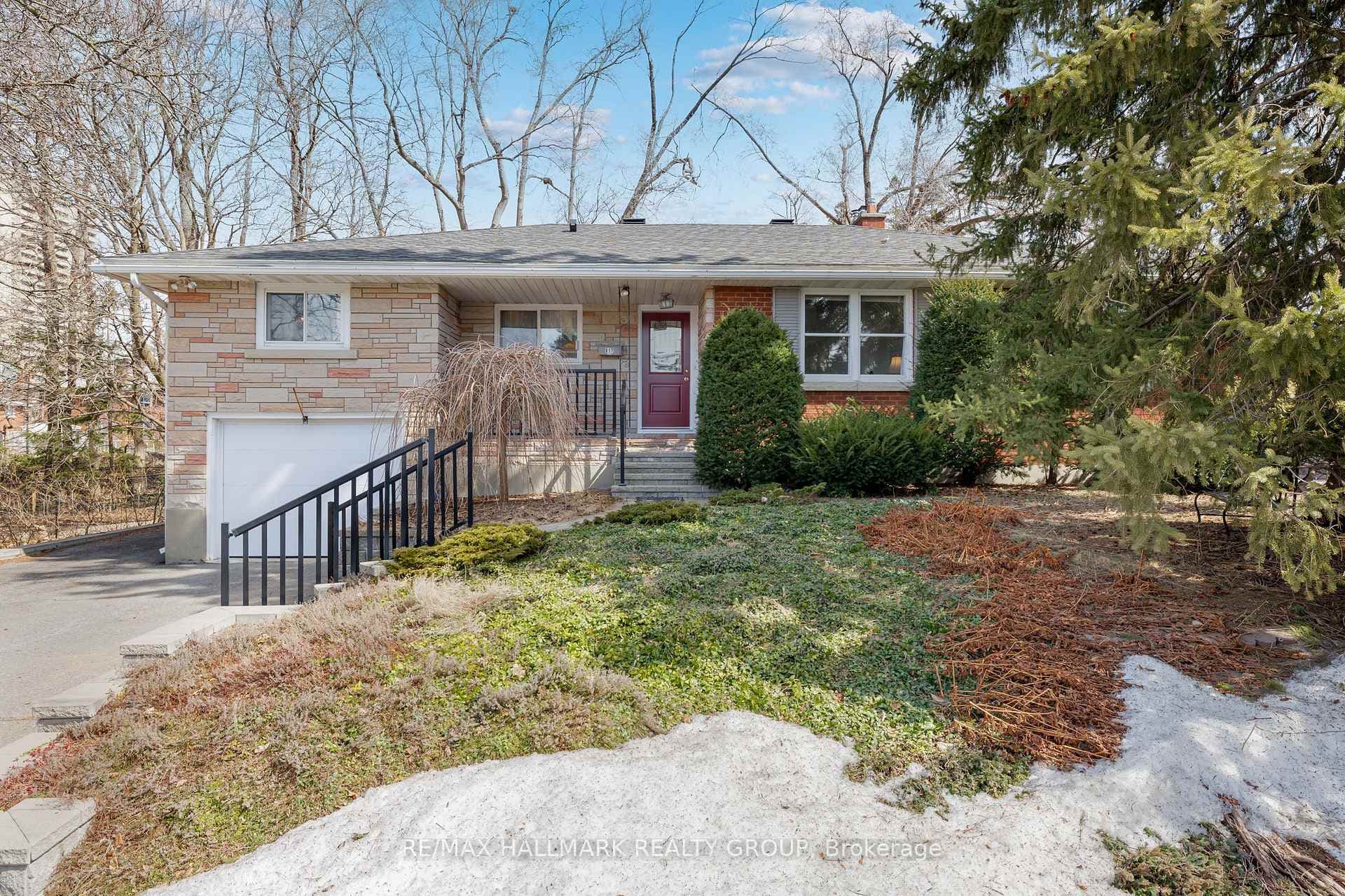 817 Kingsmere Avenue photo 1
