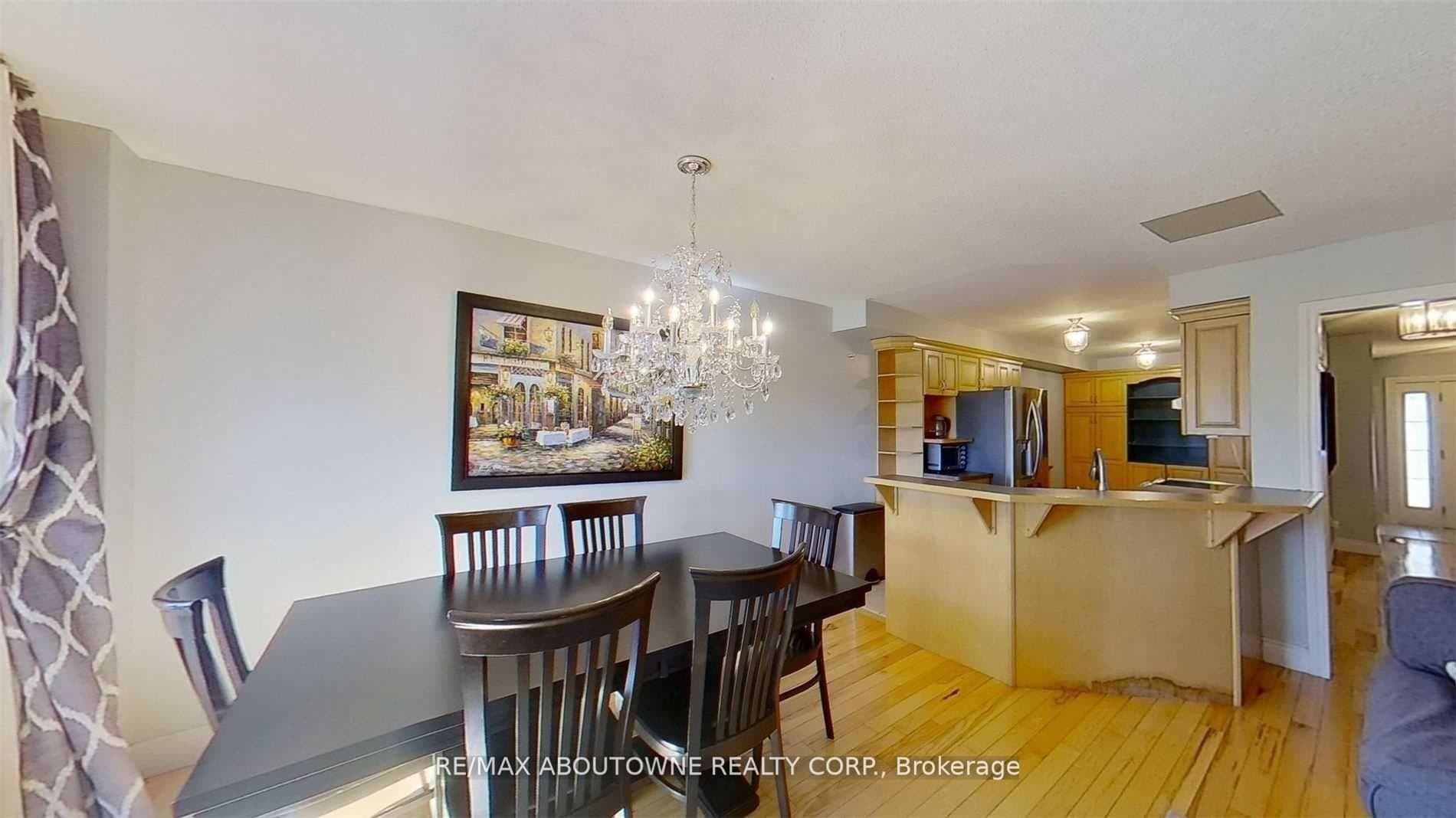 21 Parktree Drive photo 9