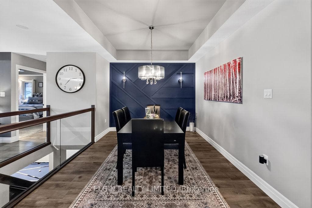 40 Glengariff Drive photo 5