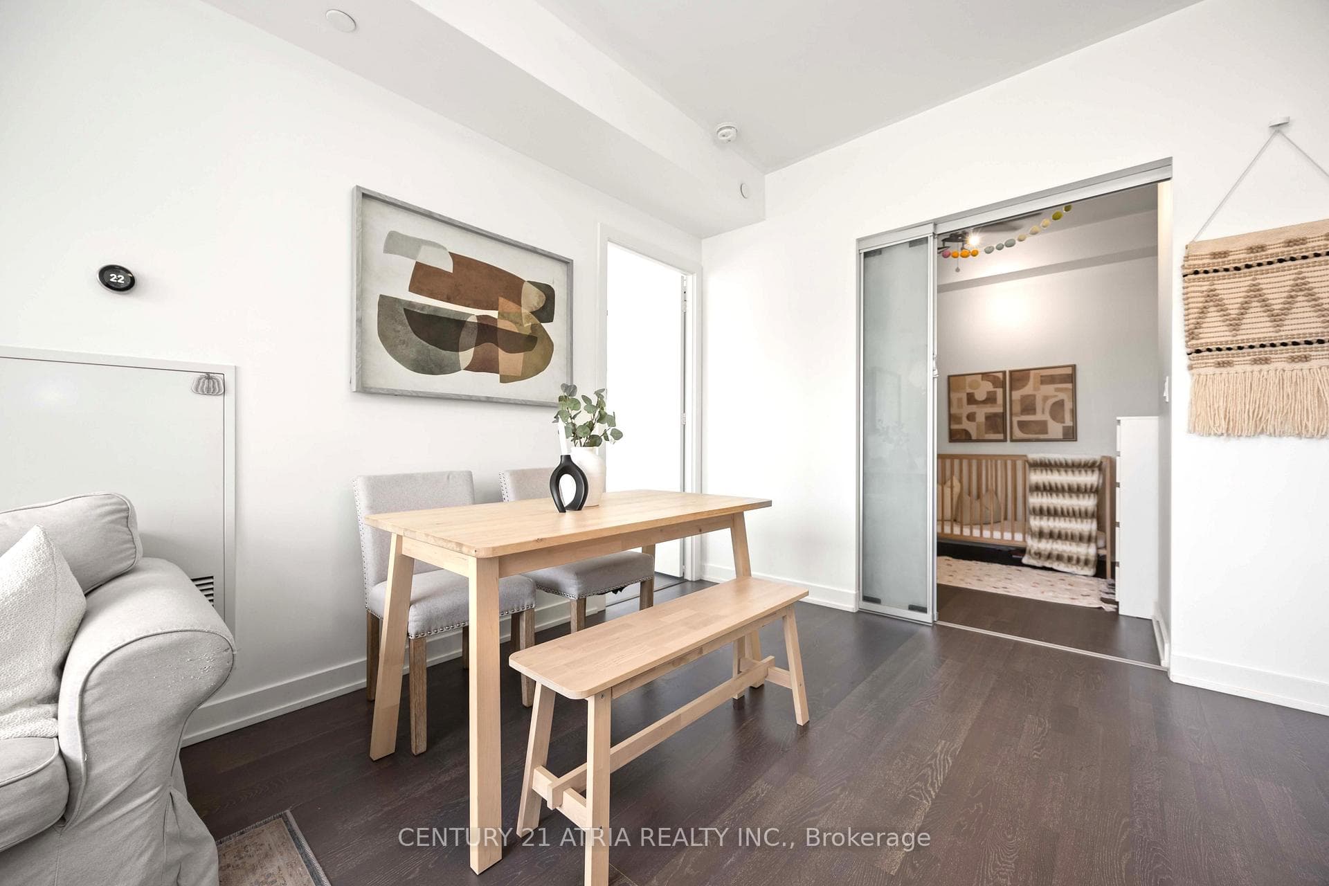 501 St Clair Avenue Unit 303 photo 14