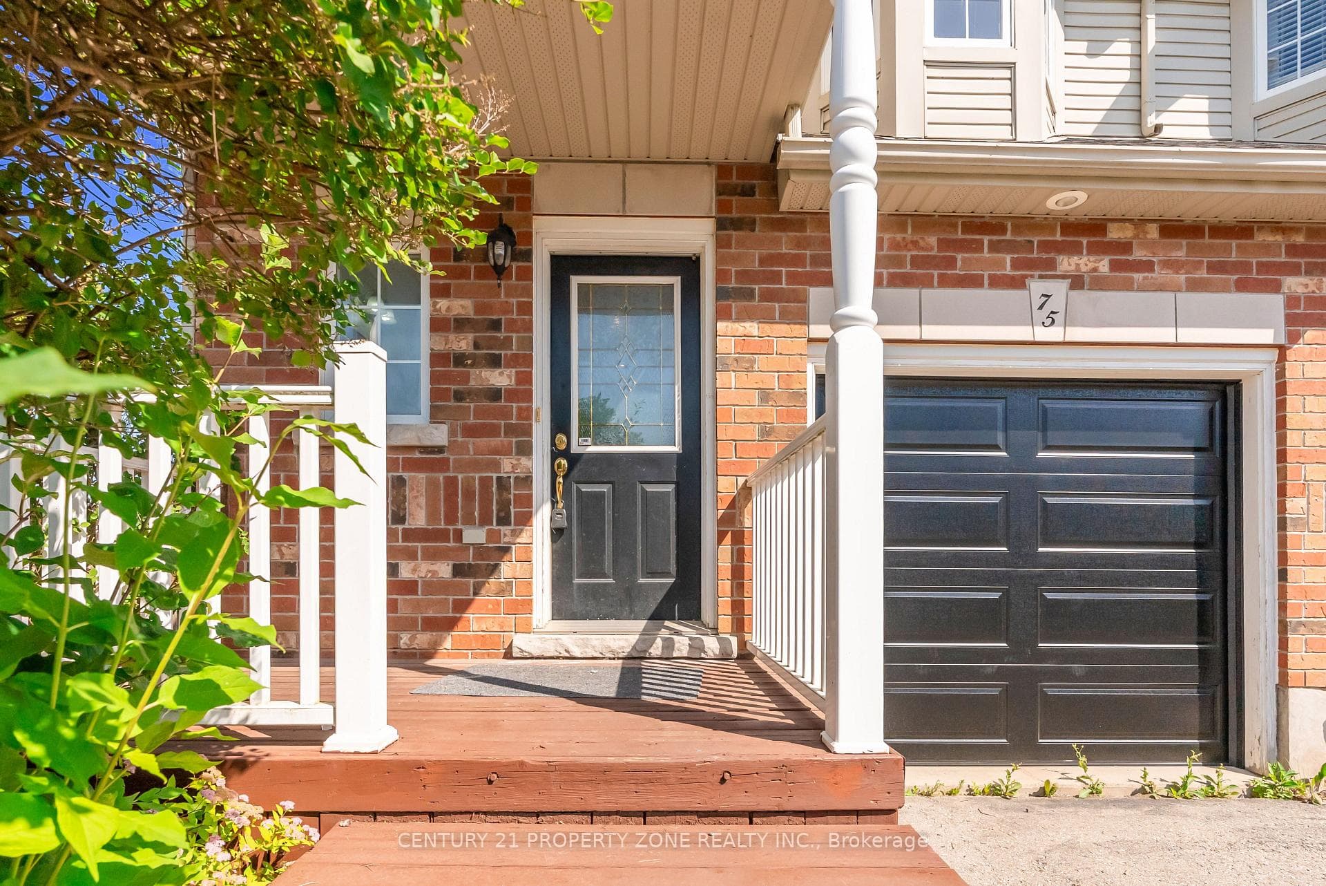75 Benjamin Crescent photo 5