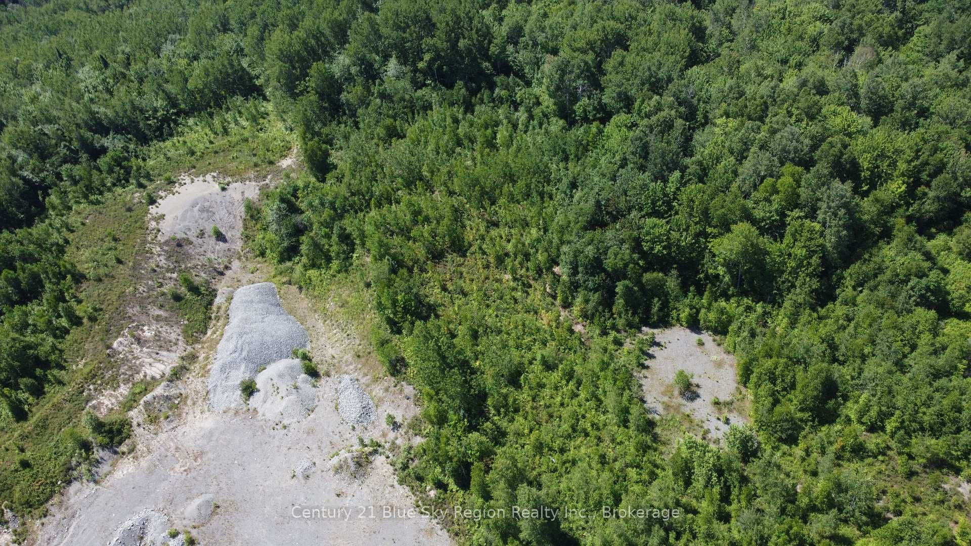 PCL 13716 Rochon Road photo 9