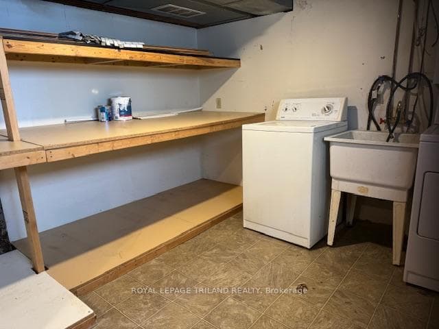 124 Arundell Street photo 23