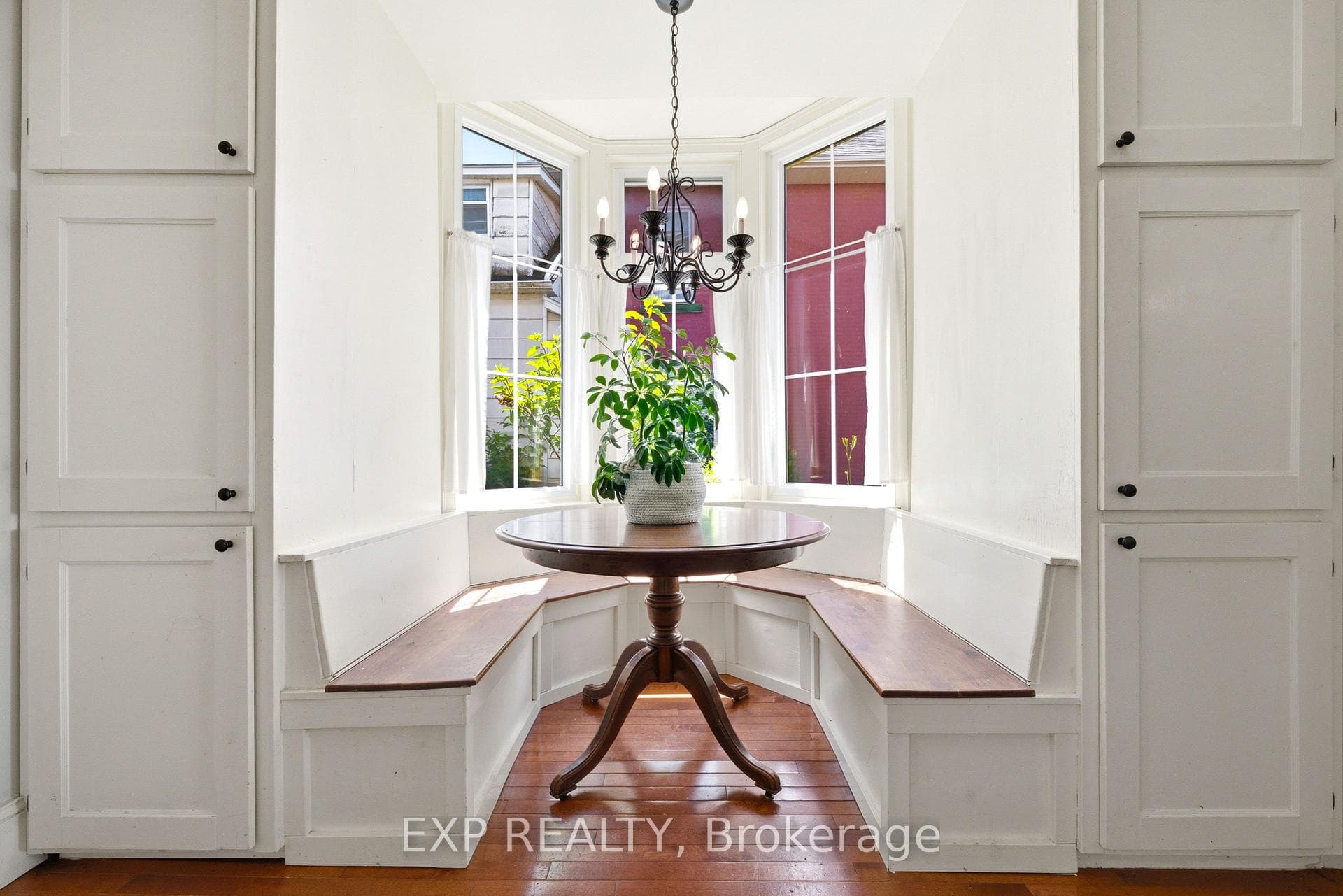 6 CRAWFORD Street photo 13
