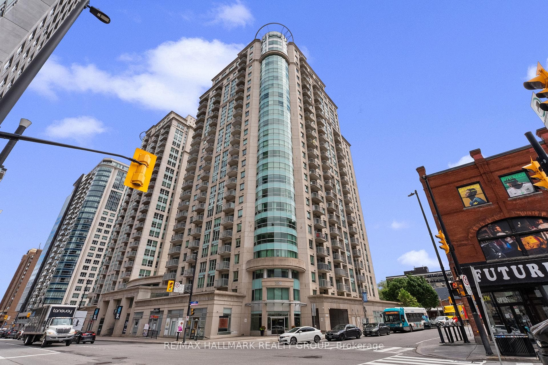 200 Rideau Street Unit 1702 photo 46
