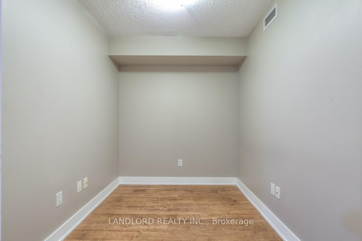 20 Blue Jays Way Unit 1702 photo 17