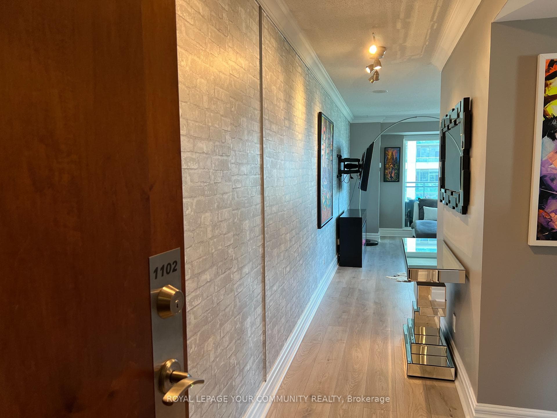2121 Lake Shore Boulevard Unit 1102 photo 4