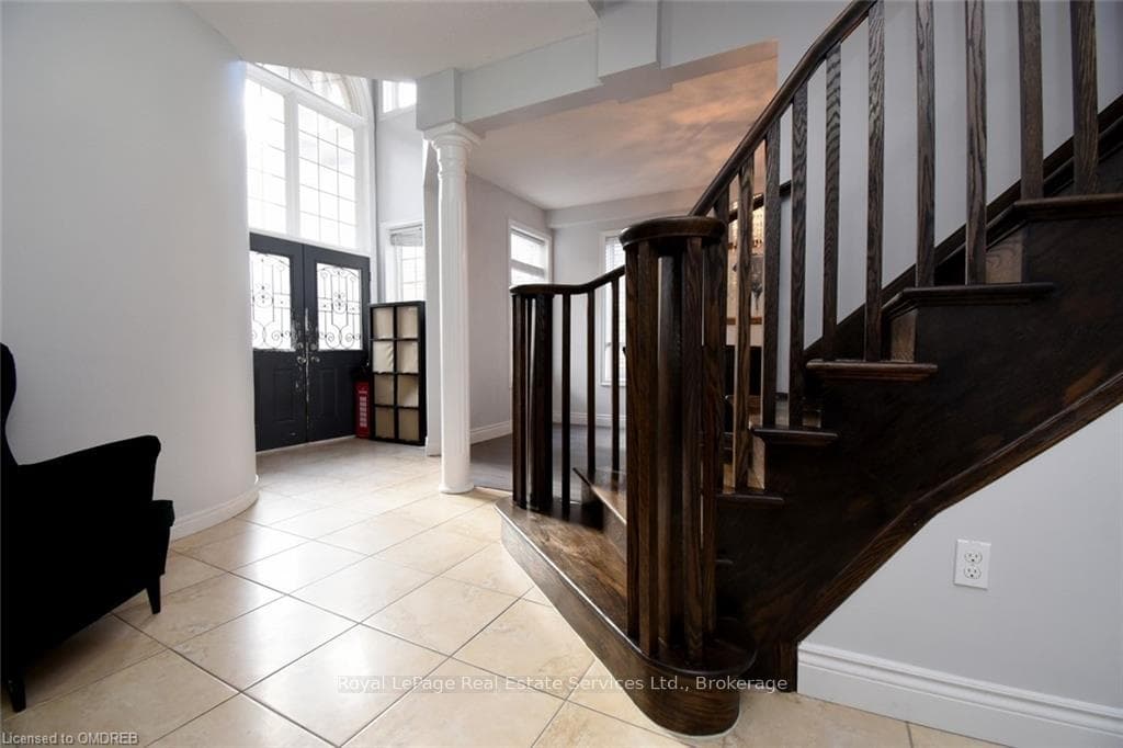 205 LORENZO Drive photo 2