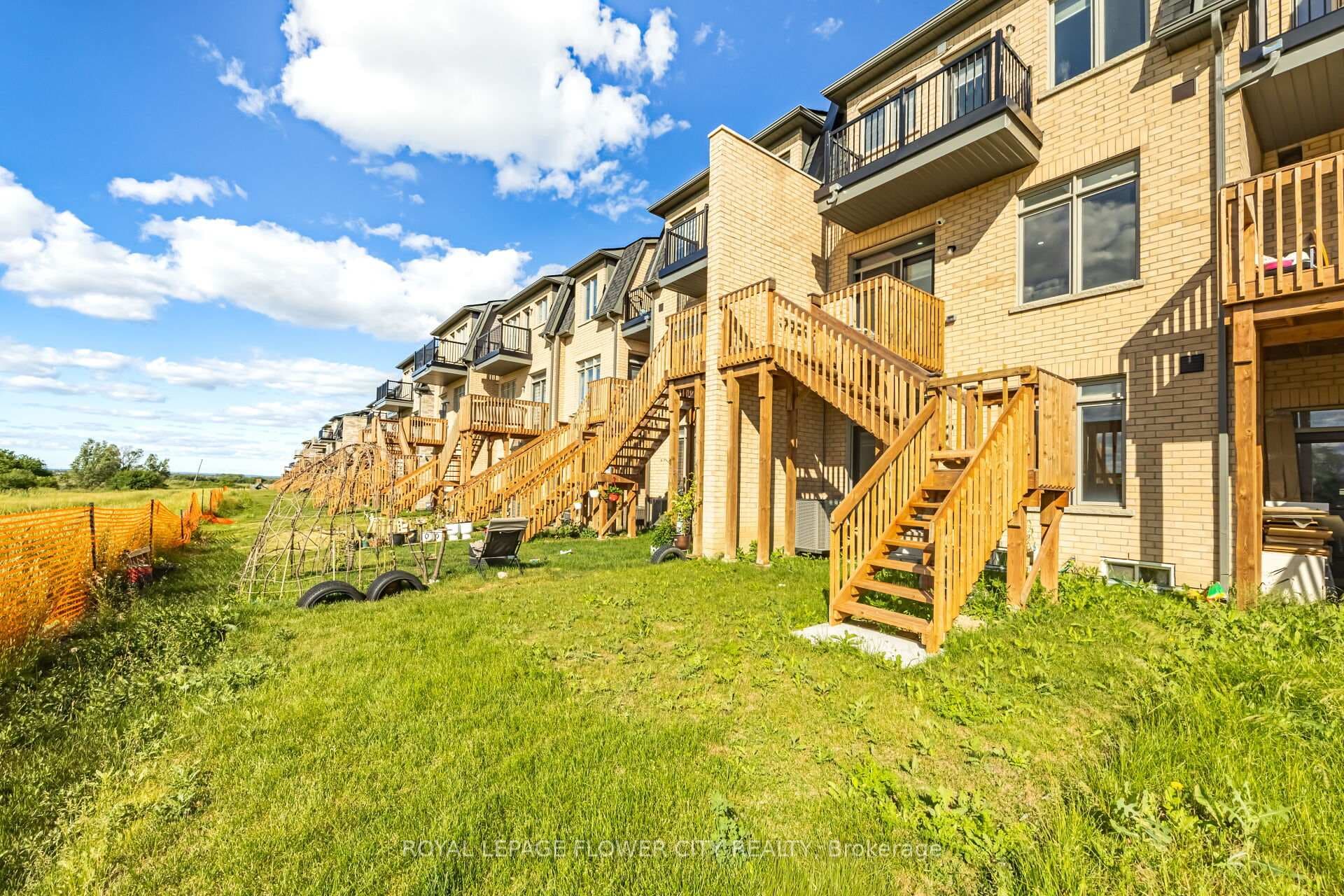 62 Foxsparrow Road photo 47