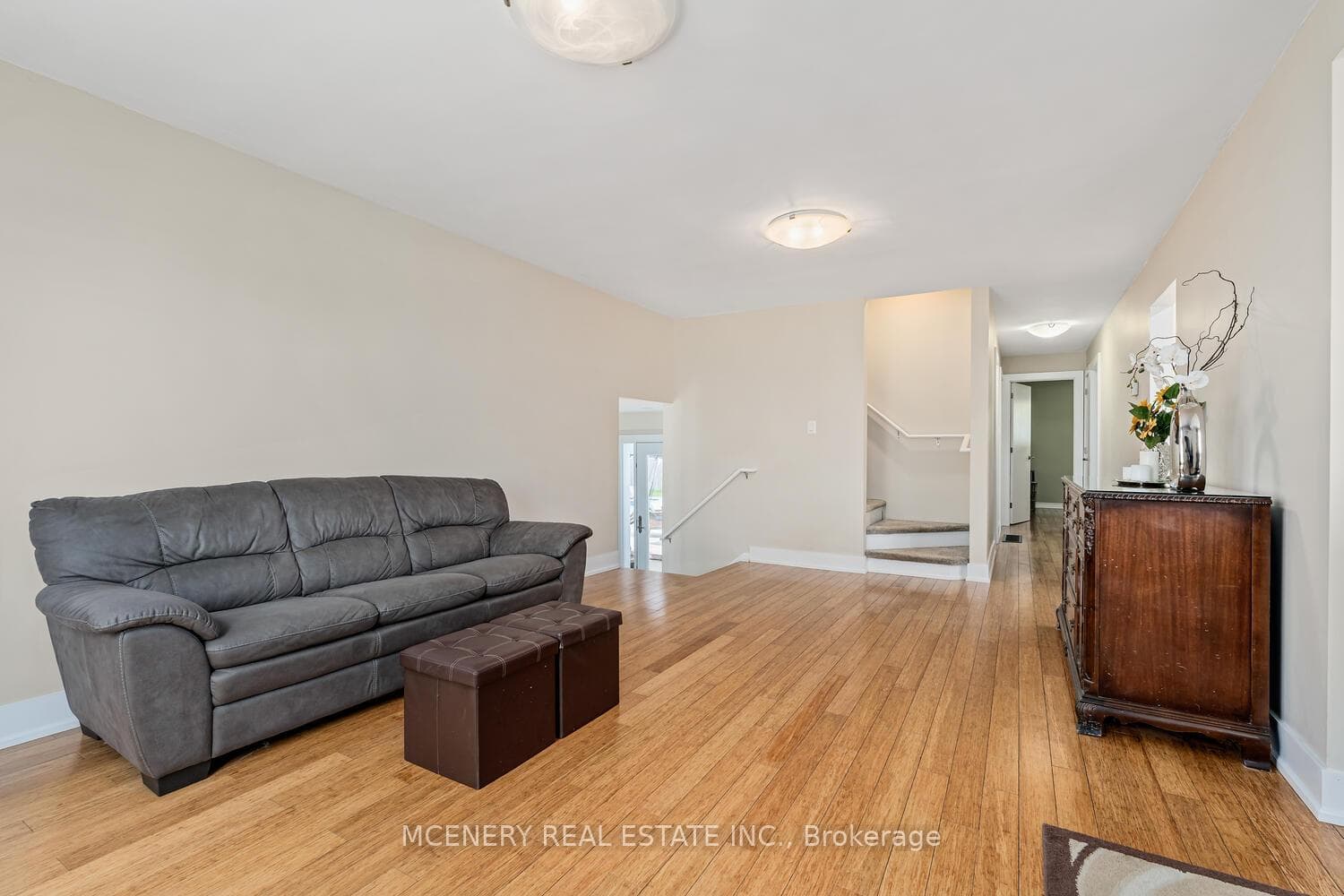 21 ERINDALE Drive photo 11