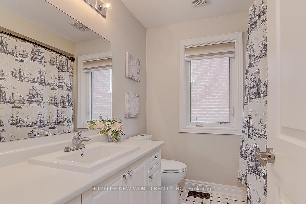 29 Frederick Pearson Street photo 14