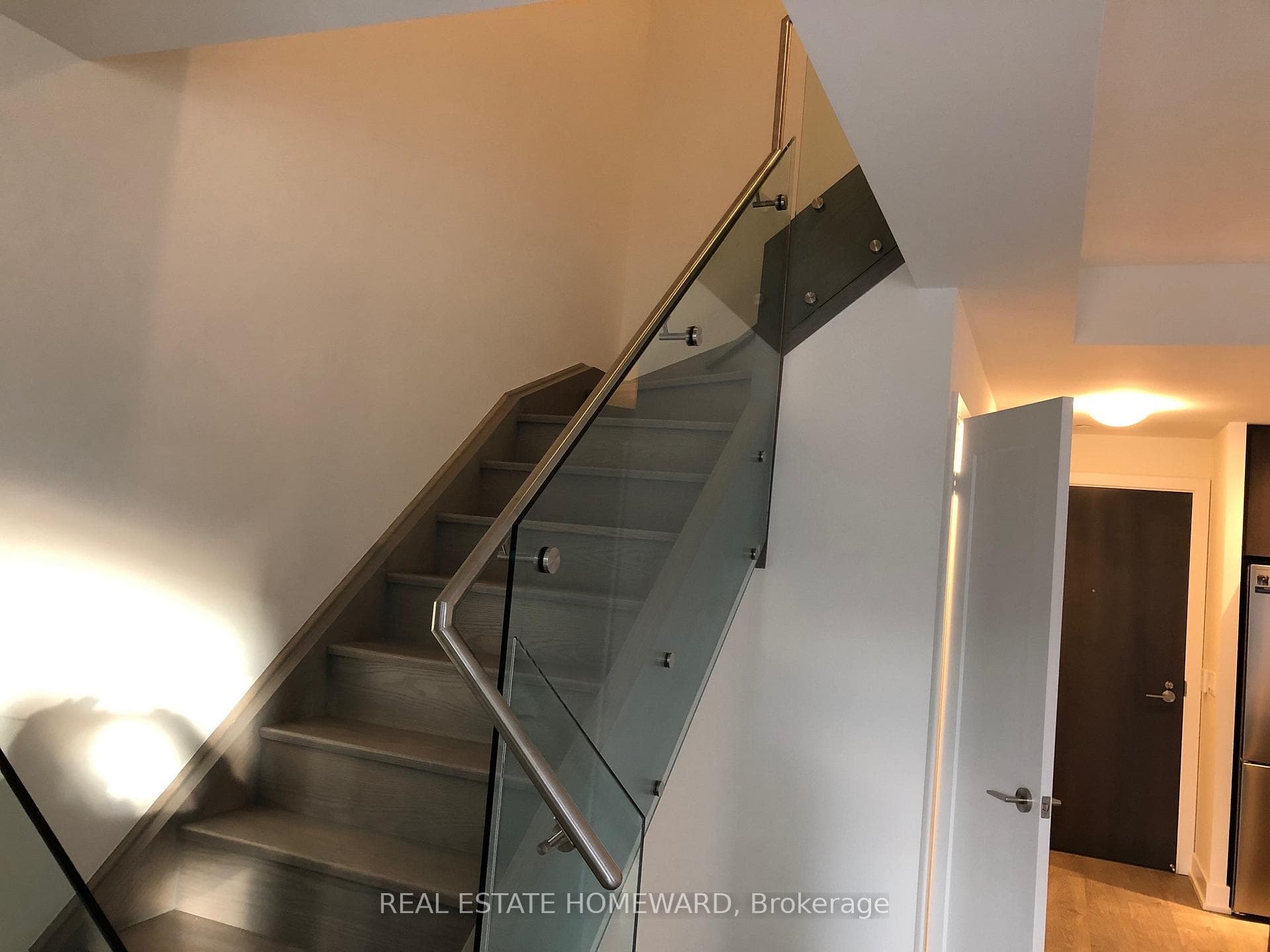 9 Mabelle Avenue Unit TH02 photo 10