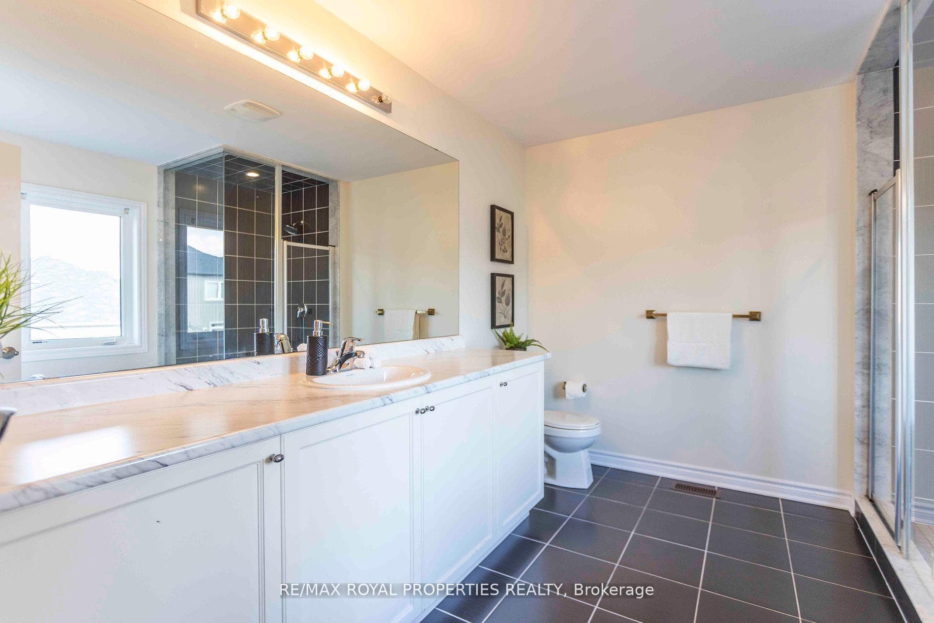 46 Northhill Avenue photo 24