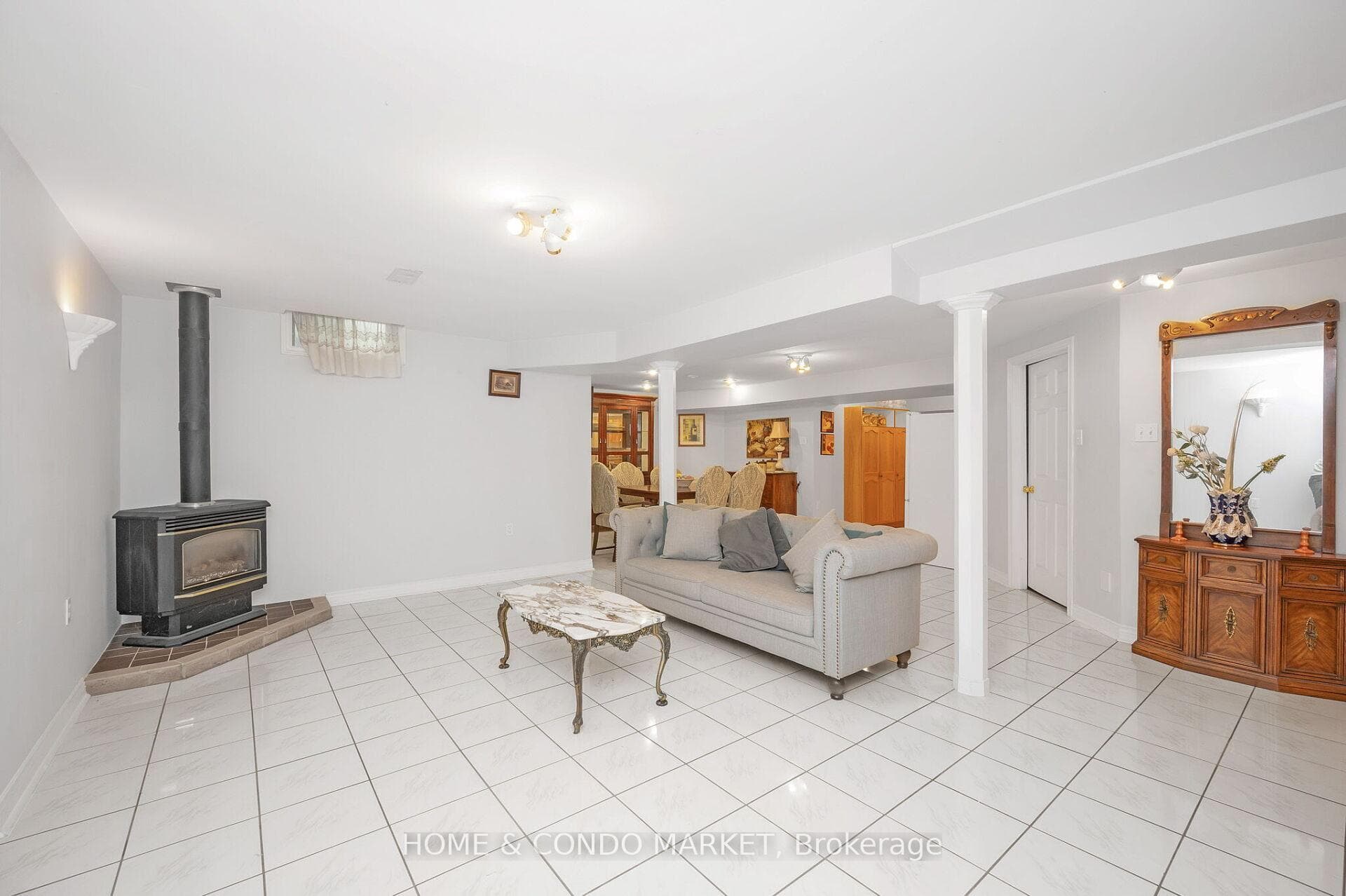15 Samuel Crescent photo 29