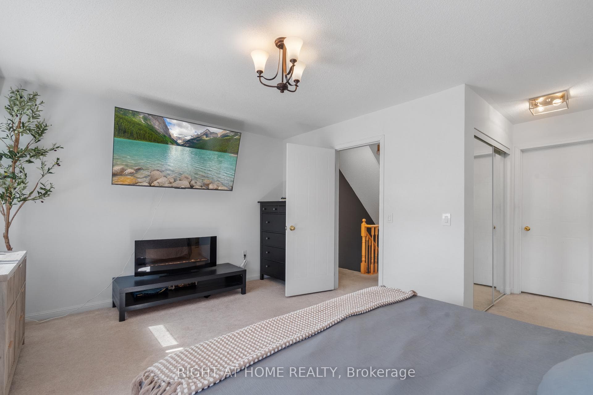 2088 Leanne Boulevard Unit 41 photo 21