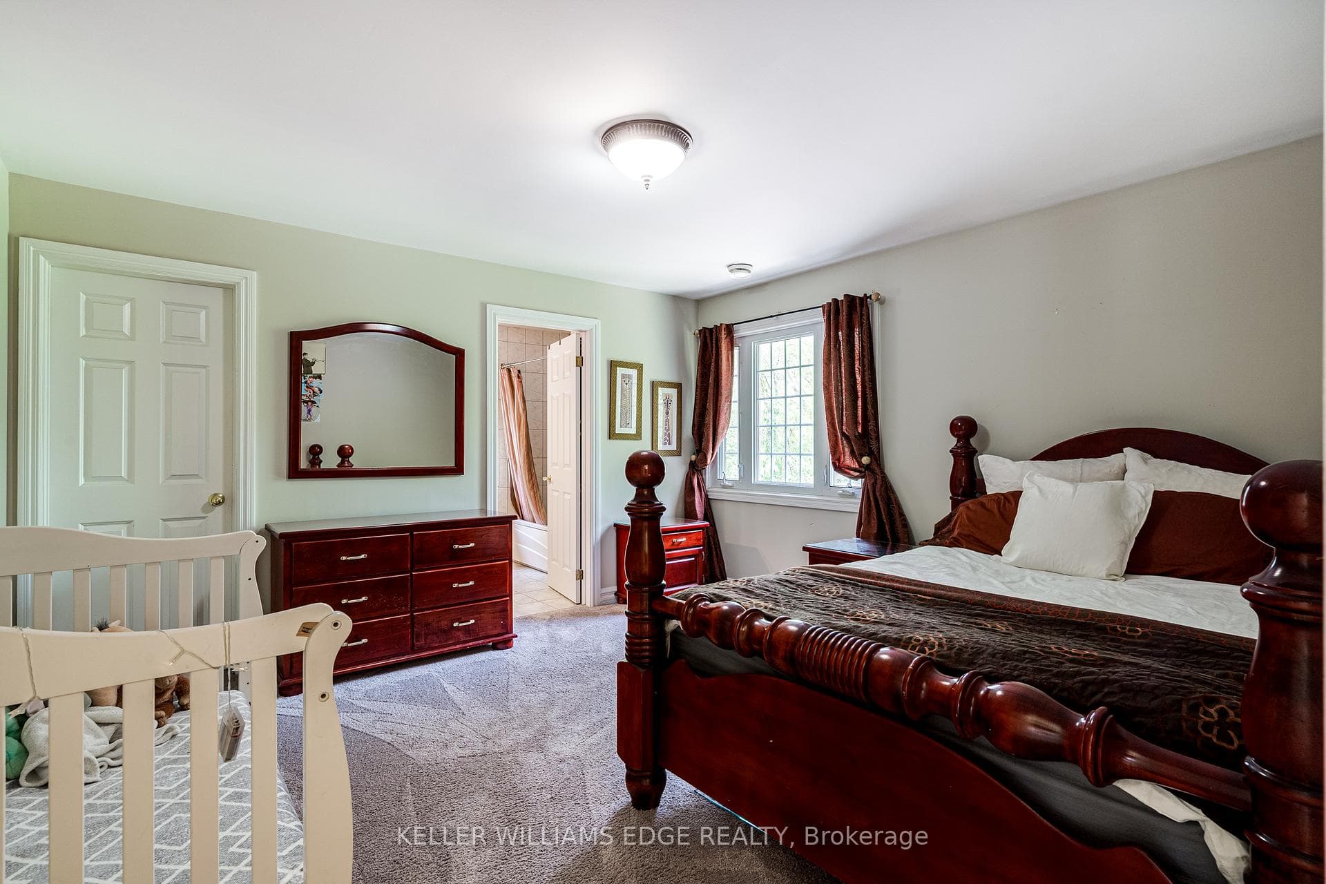 57 Kennedy Road photo 32