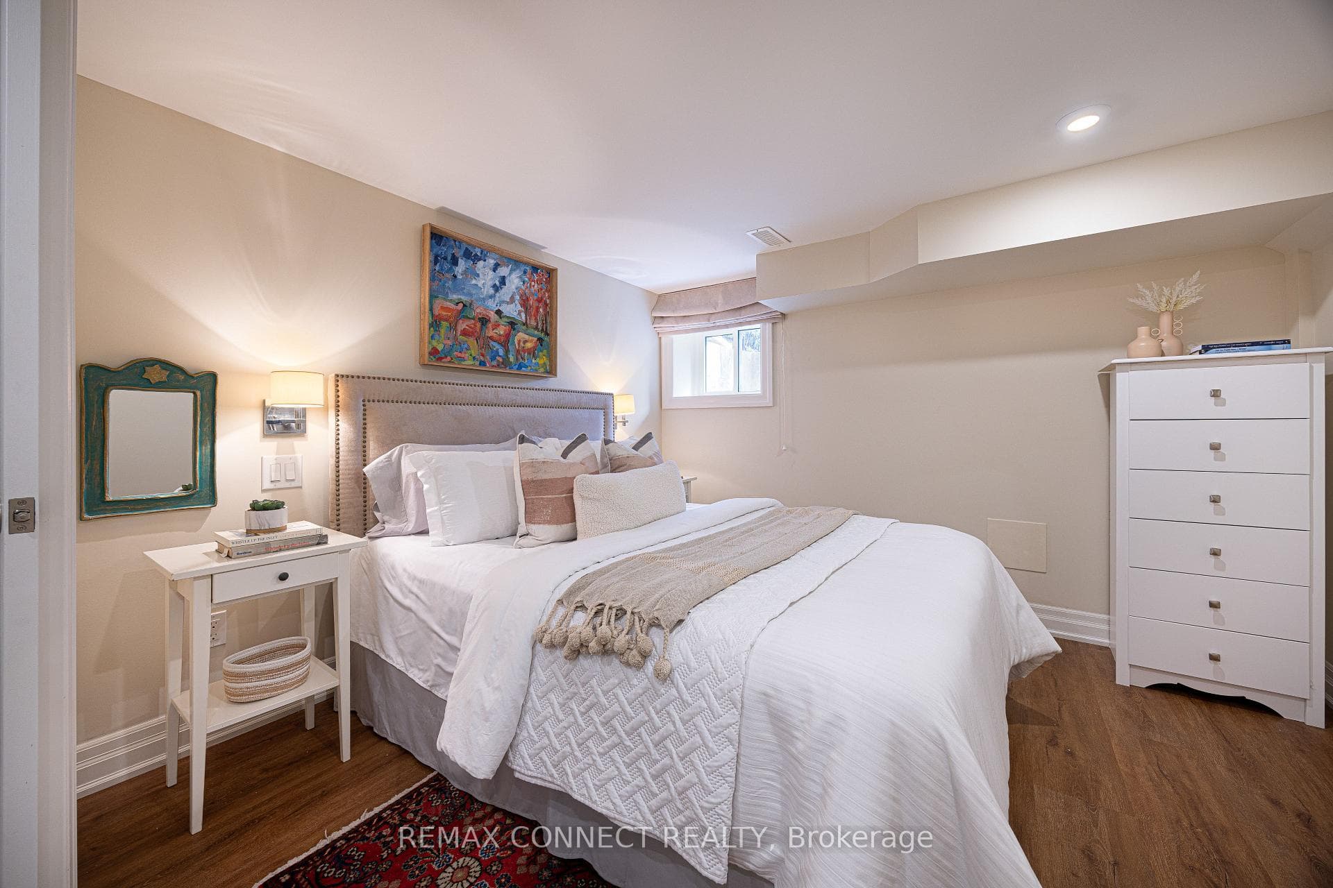 122 Robinson Street photo 30