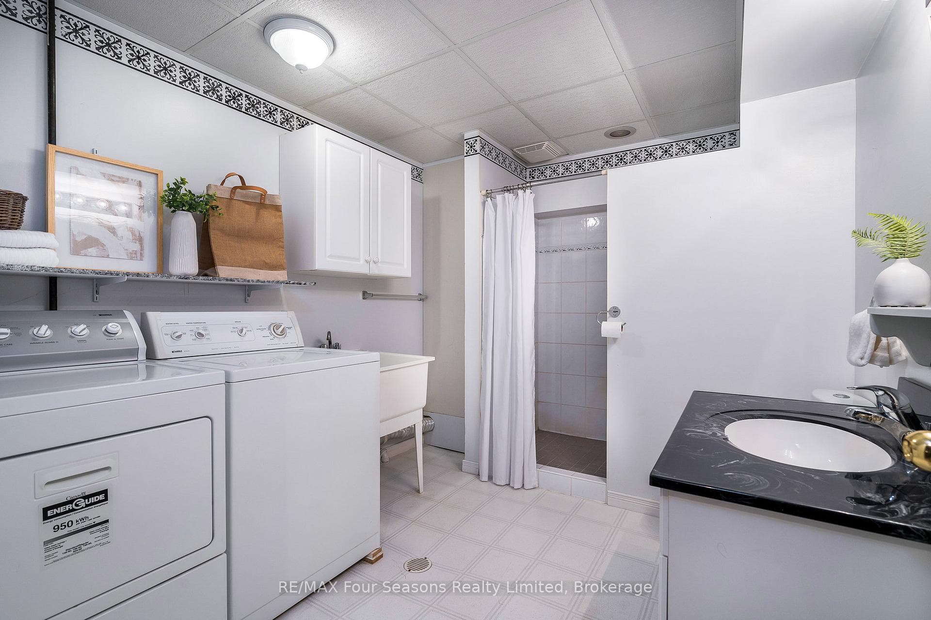 84 Wasaga Sands Drive photo 23